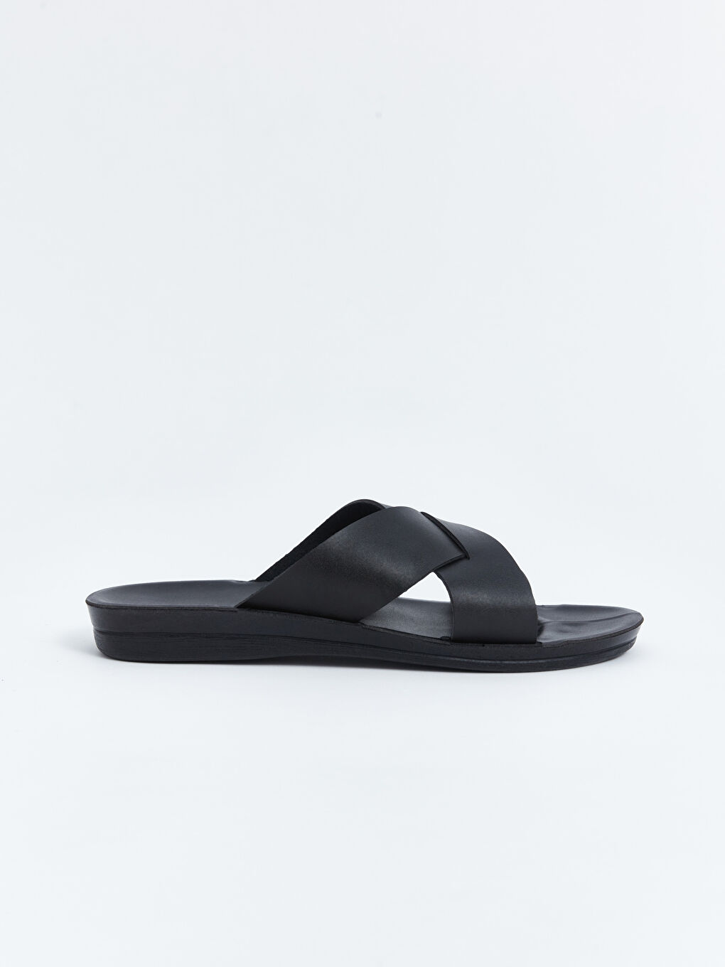 Siyah Deri Görünümlü Çapraz Bantlı Erkek Terlik-1