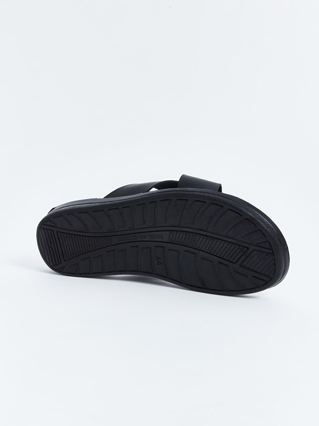 Siyah Deri Görünümlü Çapraz Bantlı Erkek Terlik-3