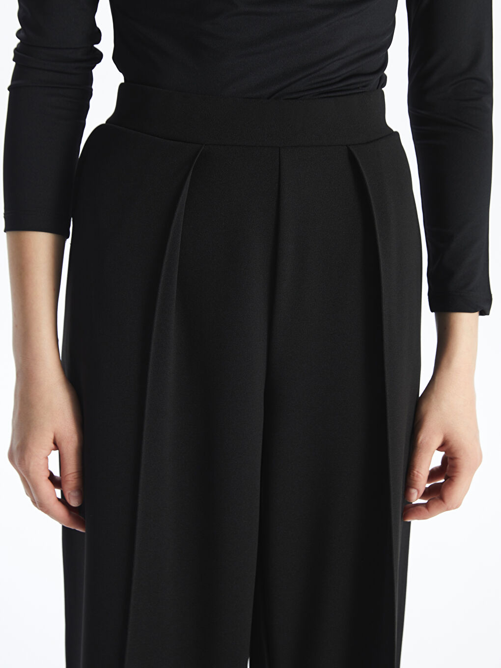 Siyah Beli Lastikli Rahat Kalıp Kadın Pantolon-1