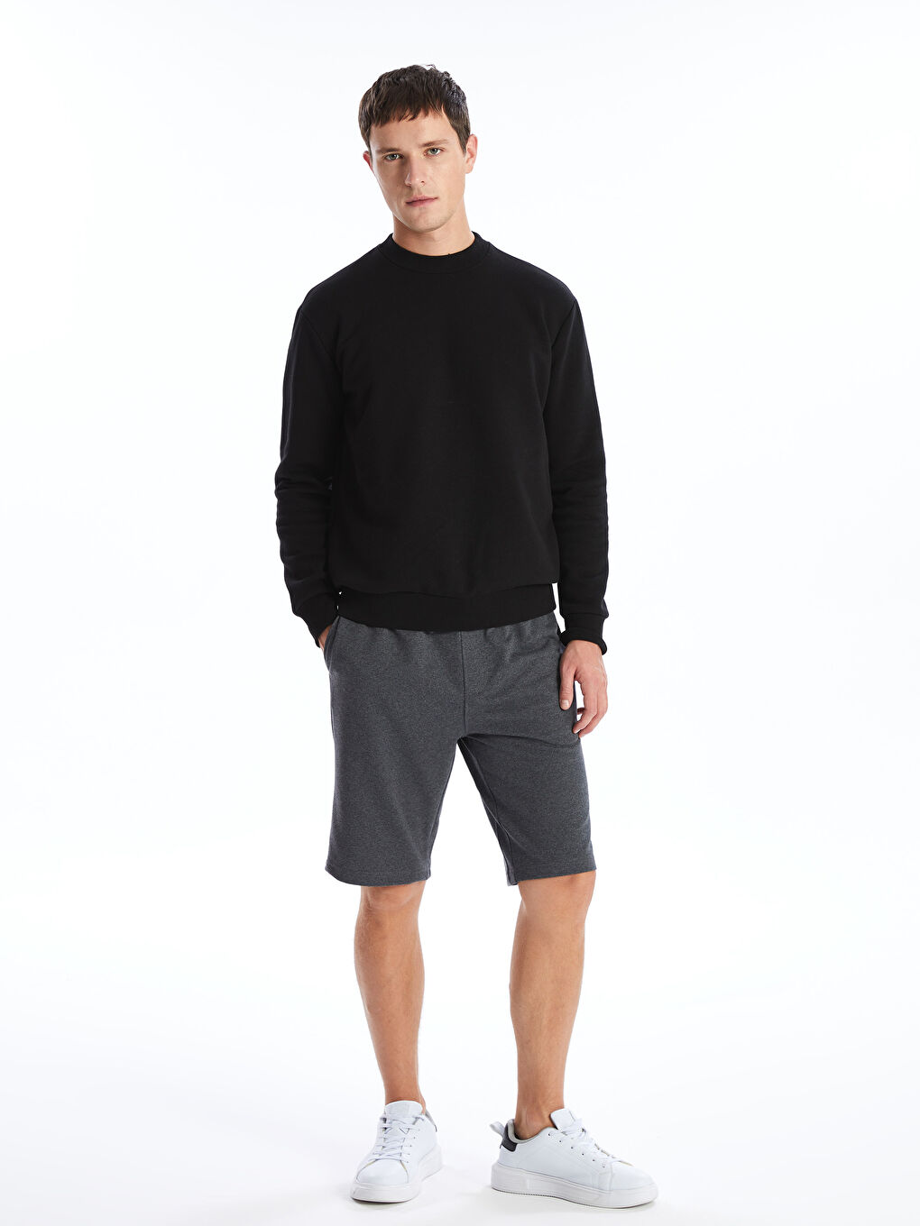 Gri Standart Kalıp Pike Erkek Şort-3