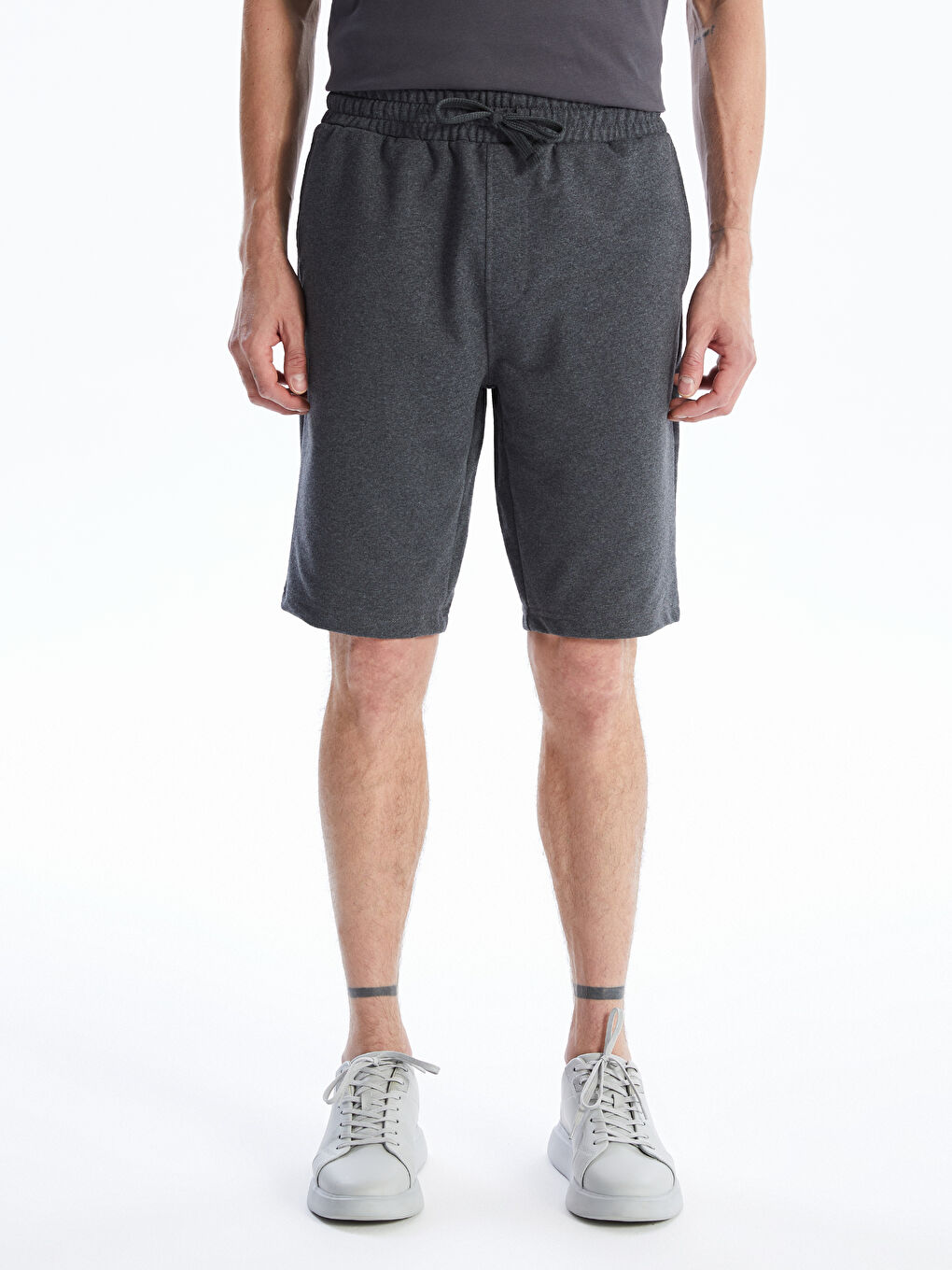 Gri Standart Kalıp Pike Erkek Şort-2