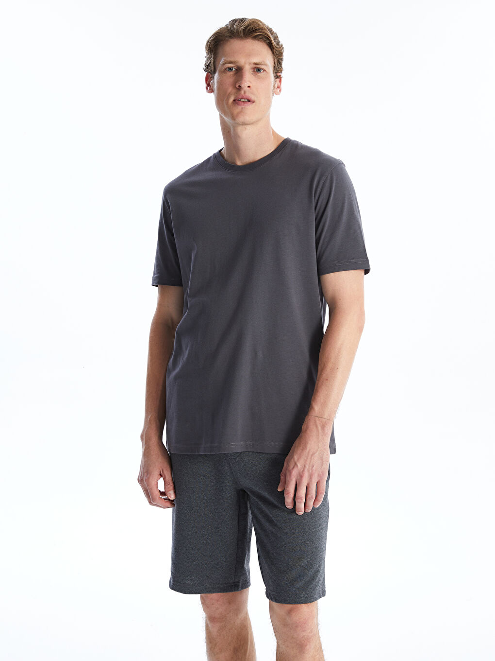 Gri Standart Kalıp Pike Erkek Şort-4