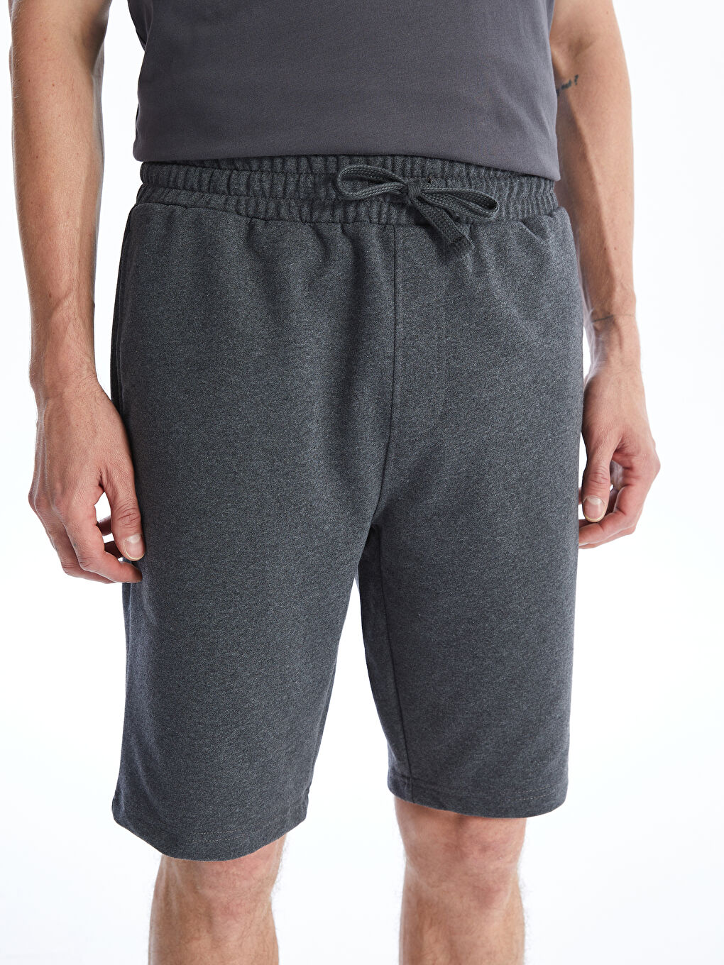 Gri Standart Kalıp Pike Erkek Şort-6