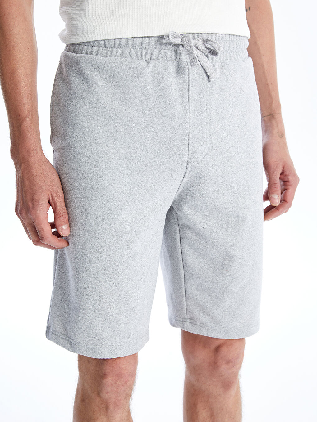 Gri Standart Kalıp Pike Erkek Şort-6