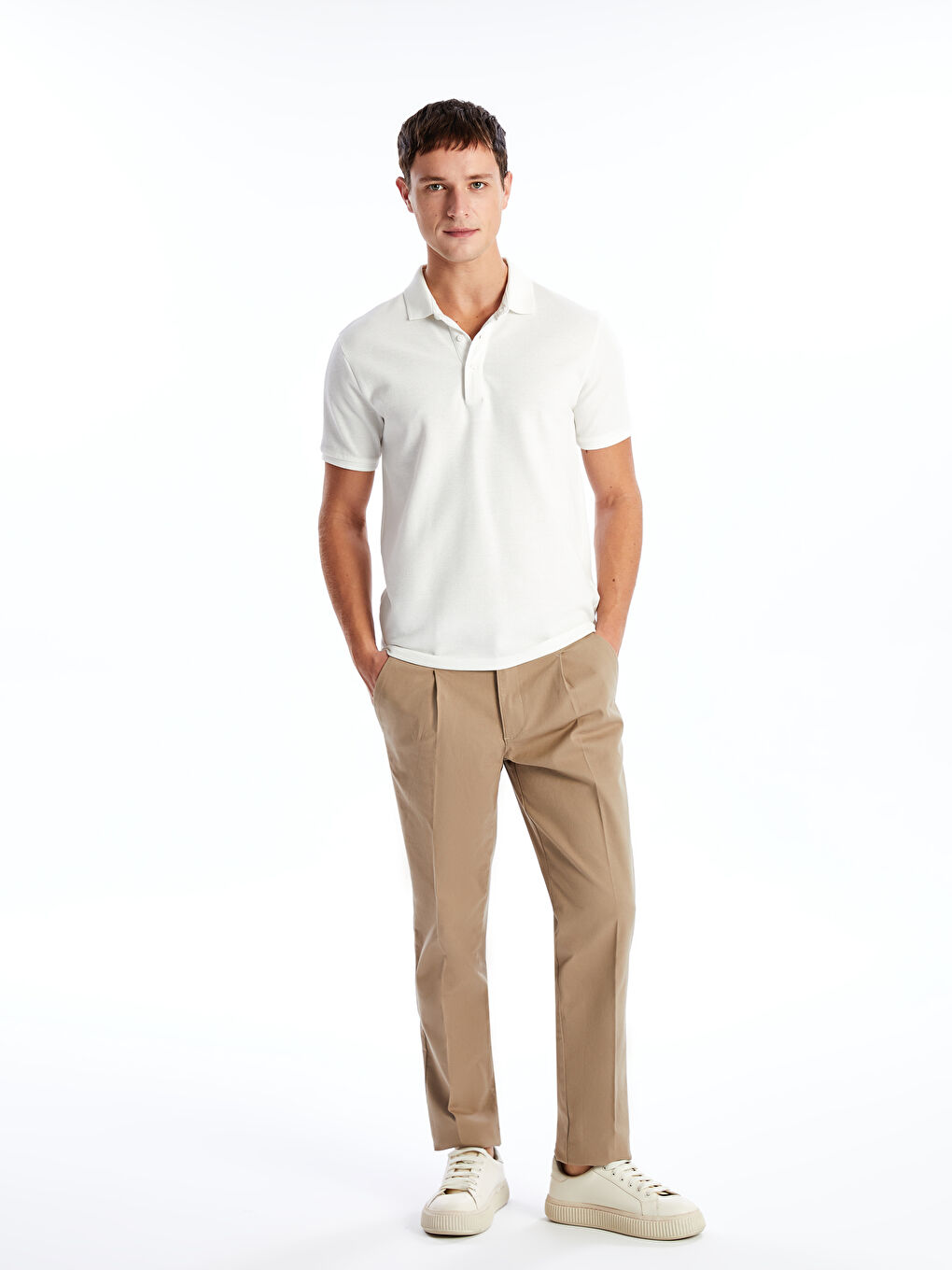 LCWAIKIKI Classic Bej Standart Kalıp Erkek Chino Pantolon - 1