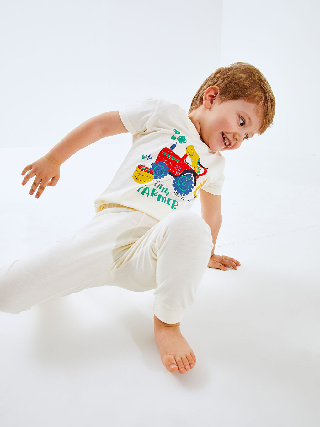 Ekru Bisiklet Yaka Baskılı Erkek Bebek Pijama Takım