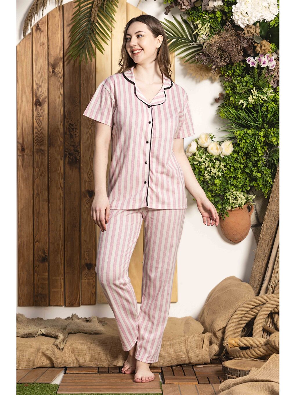 Pembe Gömlek Yaka Kadın Pijama Takımı-1