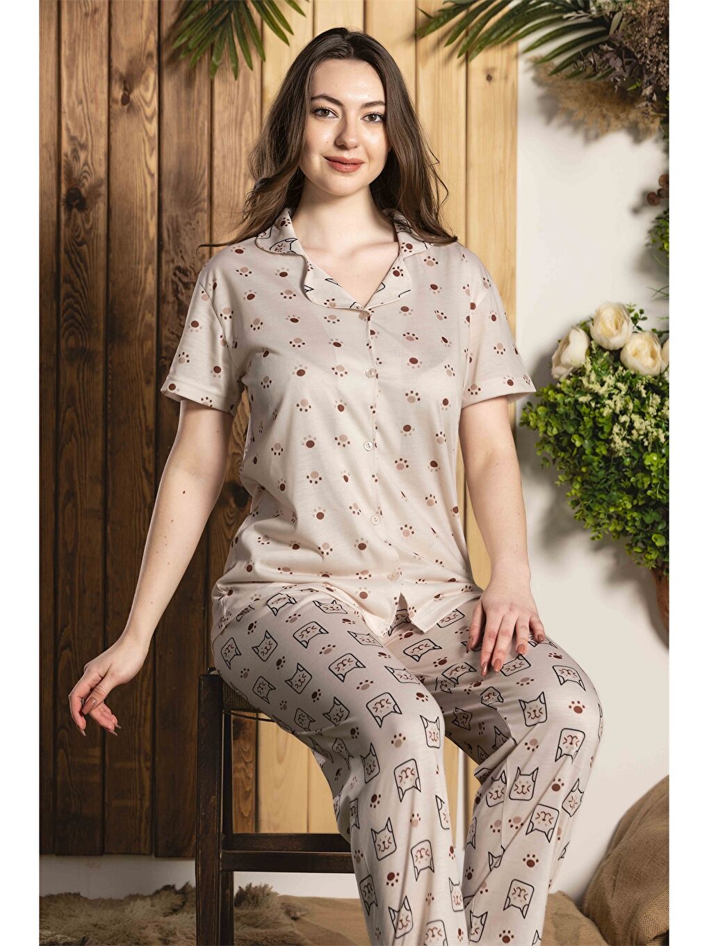 Bej Gömlek Yaka Kadın Pijama Takımı