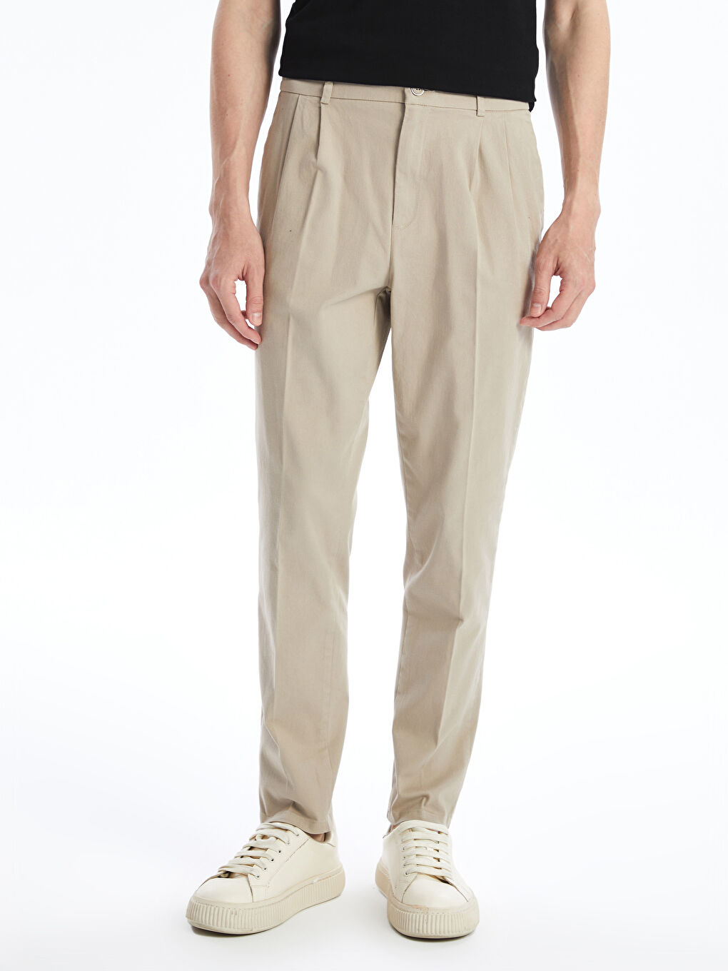 LCWAIKIKI Classic Bej Standart Kalıp Erkek Chino Pantolon - 1