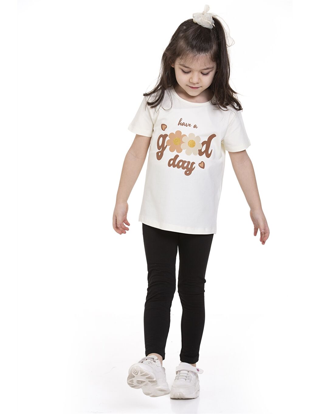 Ekru Bisiklet Yaka Baskılı Kız Çocuk Tişört-1