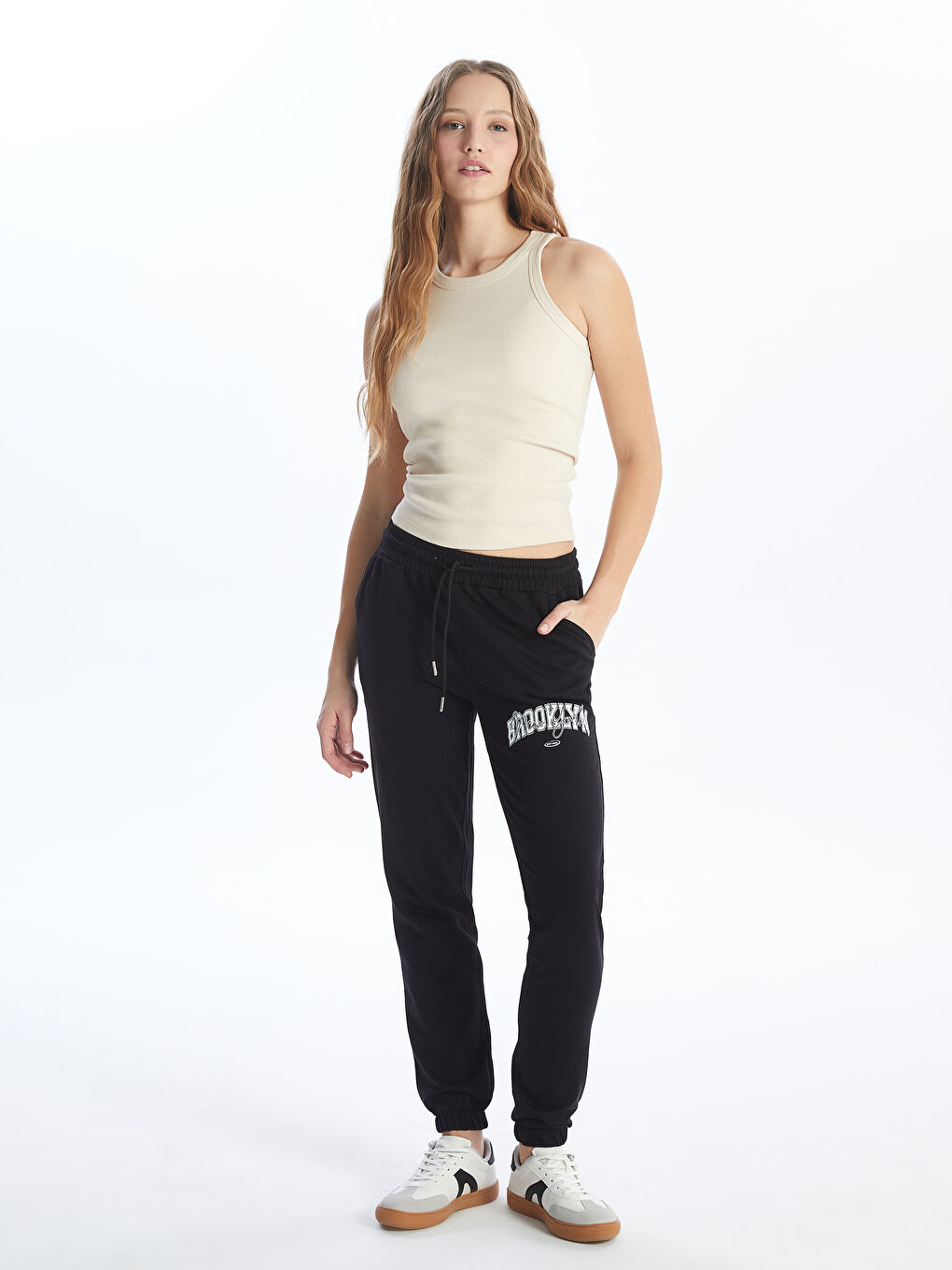 Siyah Beli Lastikli Kadın Eşofman Alt-1