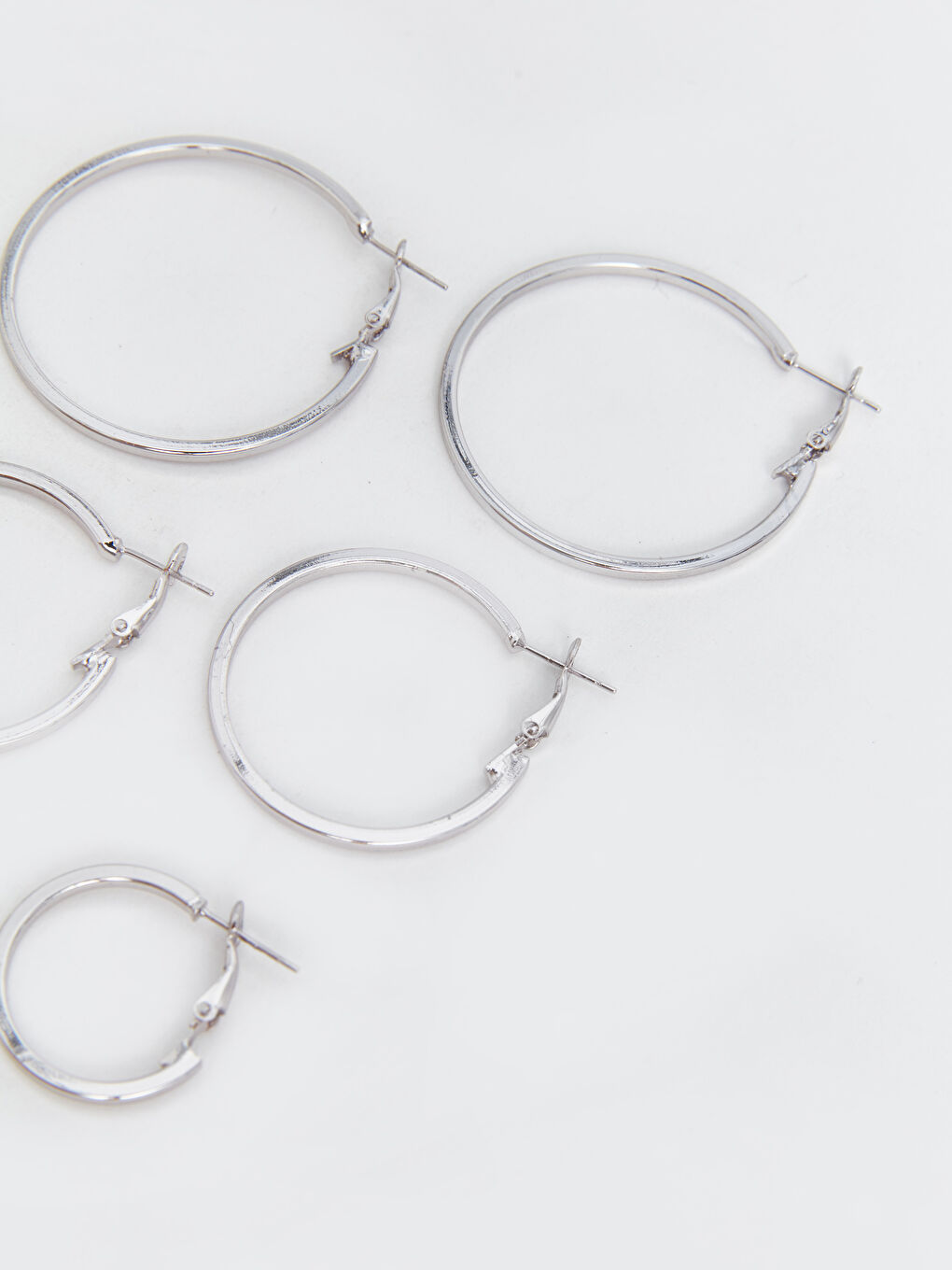 Gri Halka Kadın Küpe Takımı-1