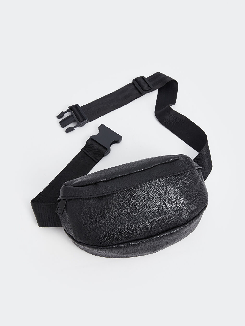 Siyah Deri Görünümlü Erkek Bel Çantası