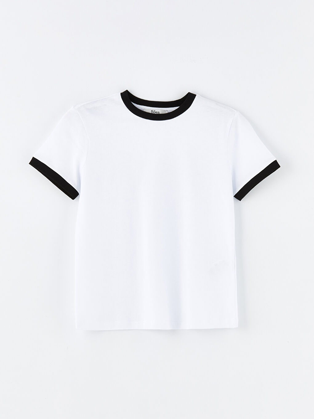 Beyaz Bisiklet Yaka Düz Kısa Kollu Kadın Tişört-5