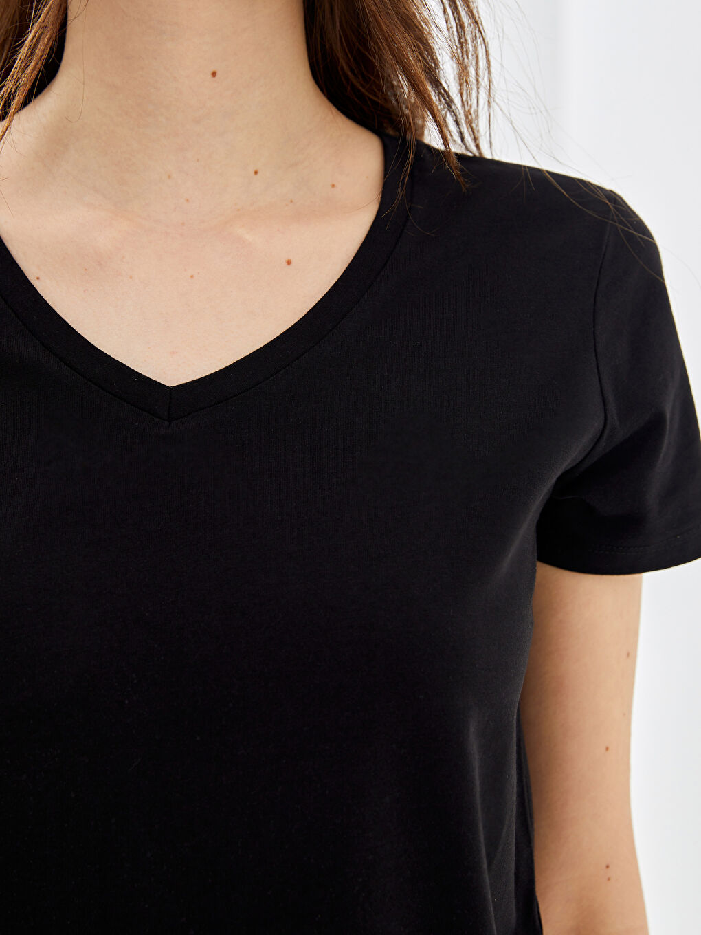 Siyah V Yaka Düz Kısa Kollu Kadın Tişört 2'li-6