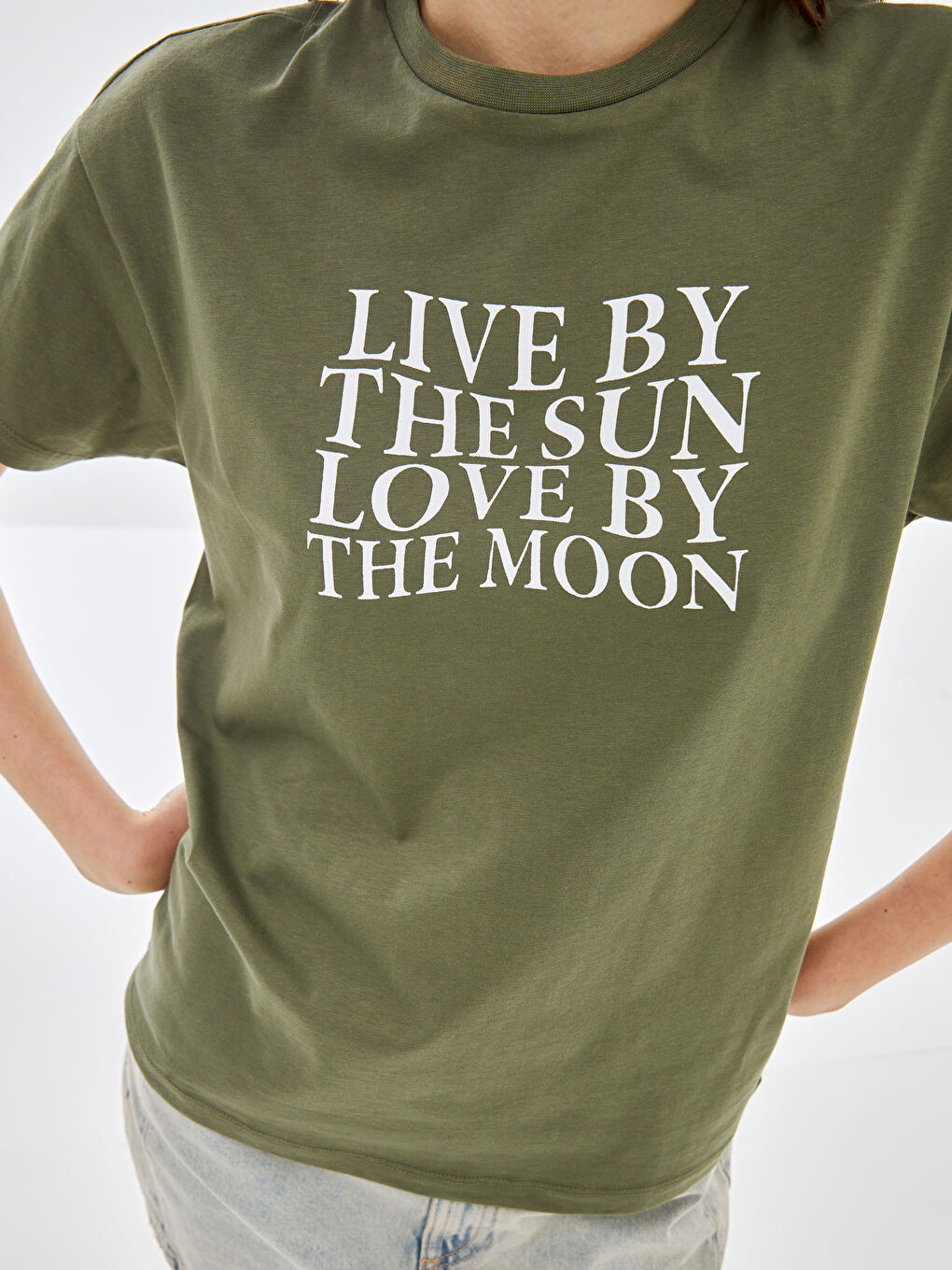 Yeşil Bisiklet Yaka Baskılı Kısa Kollu Oversize Kadın Tişört-3