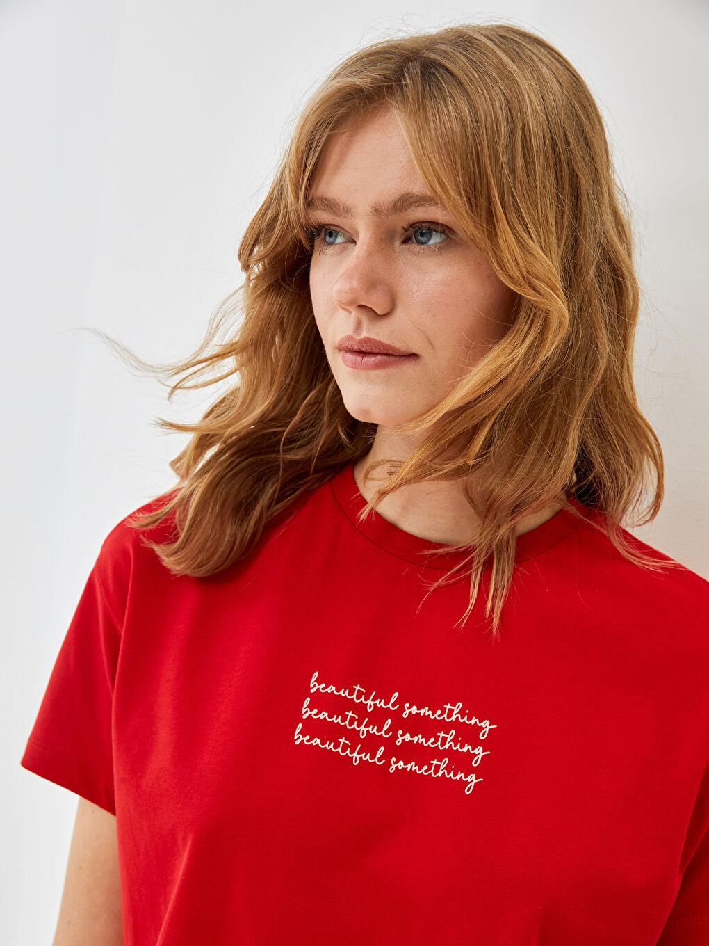 Kırmızı Bisiklet Yaka Baskılı Kısa Kollu Oversize Kadın Tişört