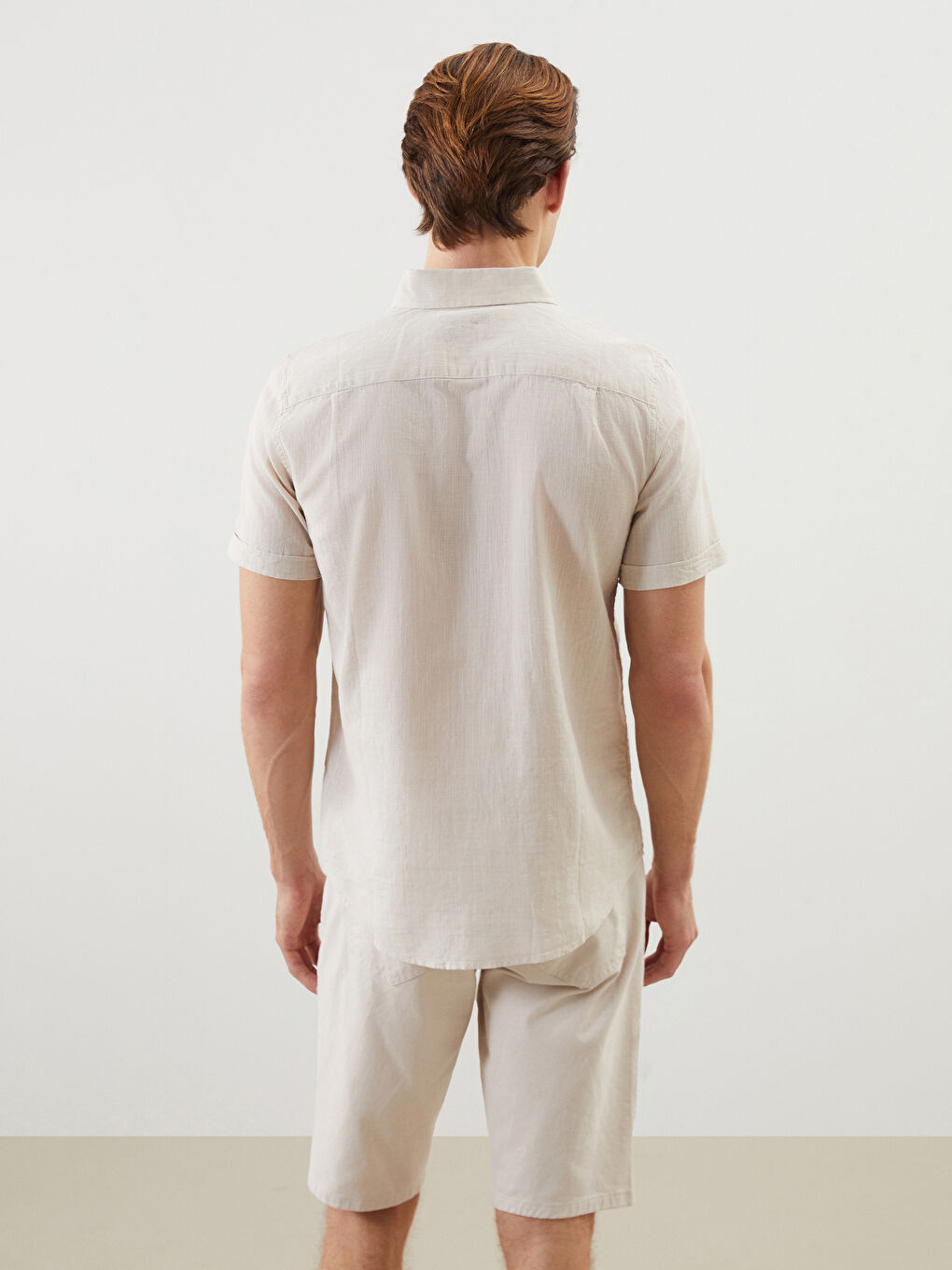 LCWAIKIKI Classic Regular Fit Kısa Kollu Erkek Gömlek -S4LU17Z8-VV6