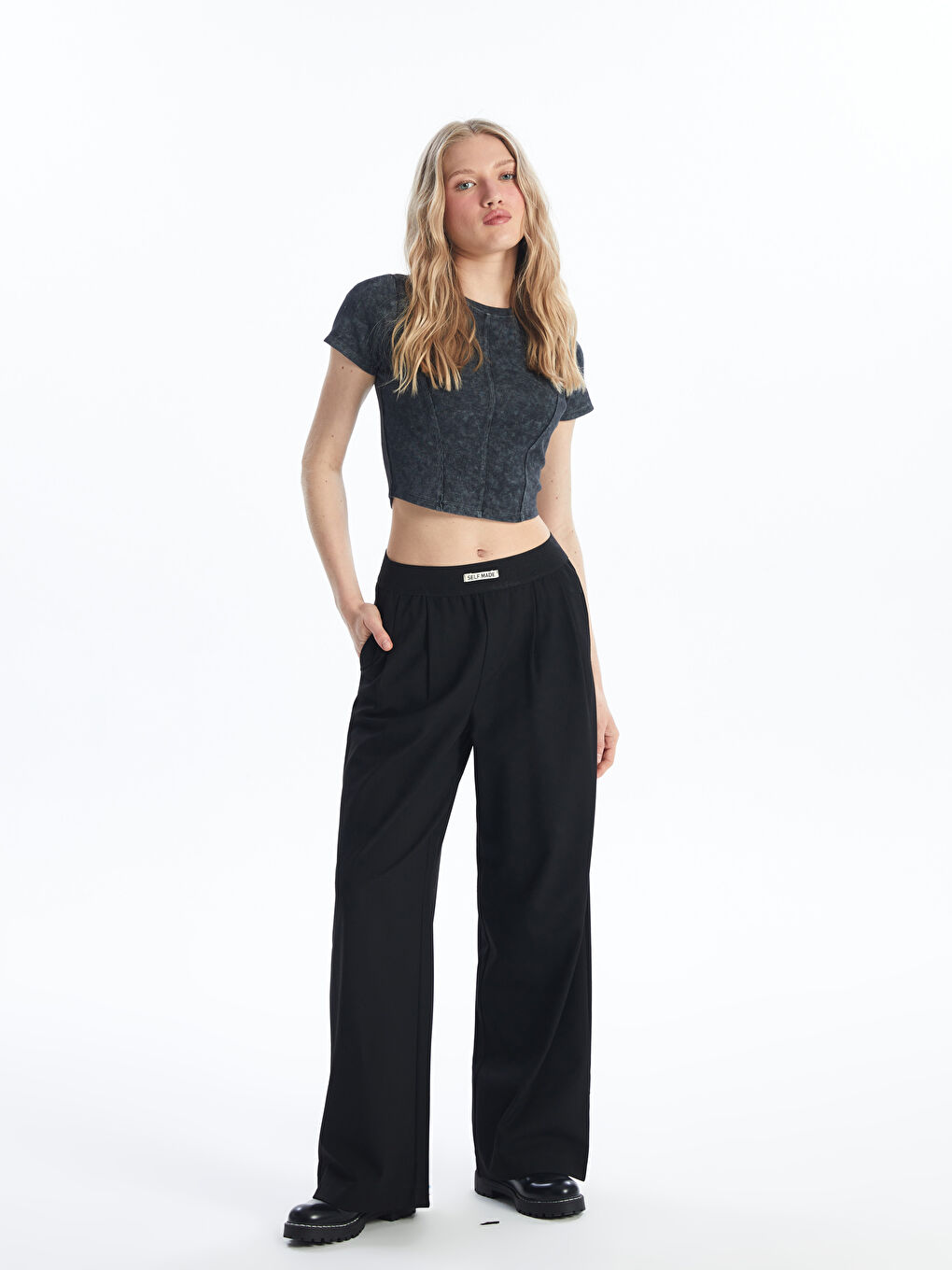 Siyah Beli Lastikli Baskılı Geniş Paça Kadın Pantolon