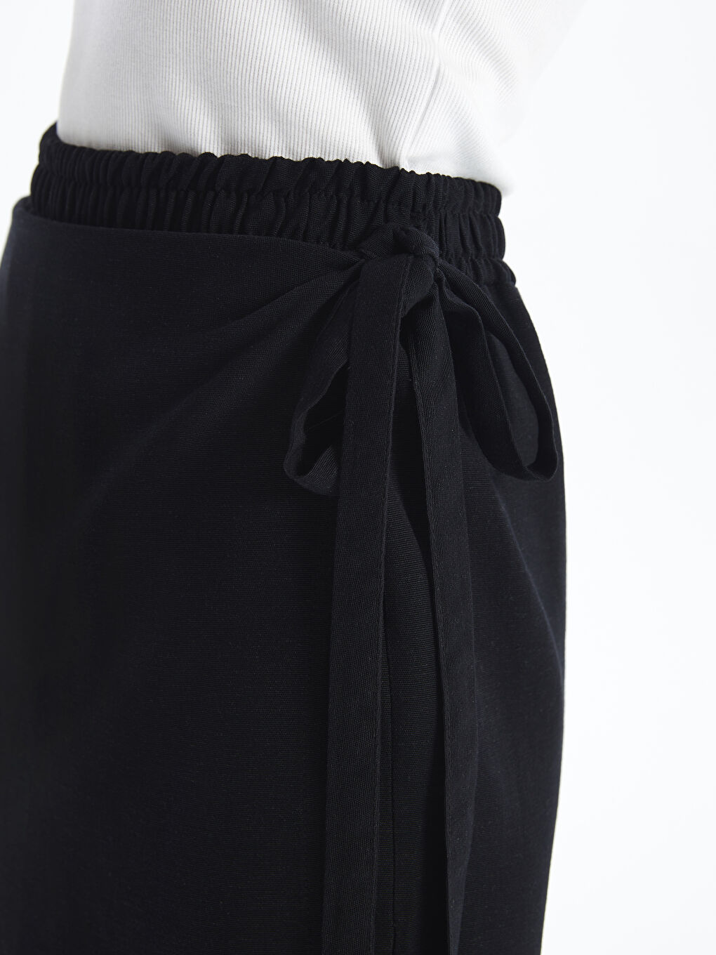 Siyah Beli Lastikli Keten Kadın Şortlu Etek-2