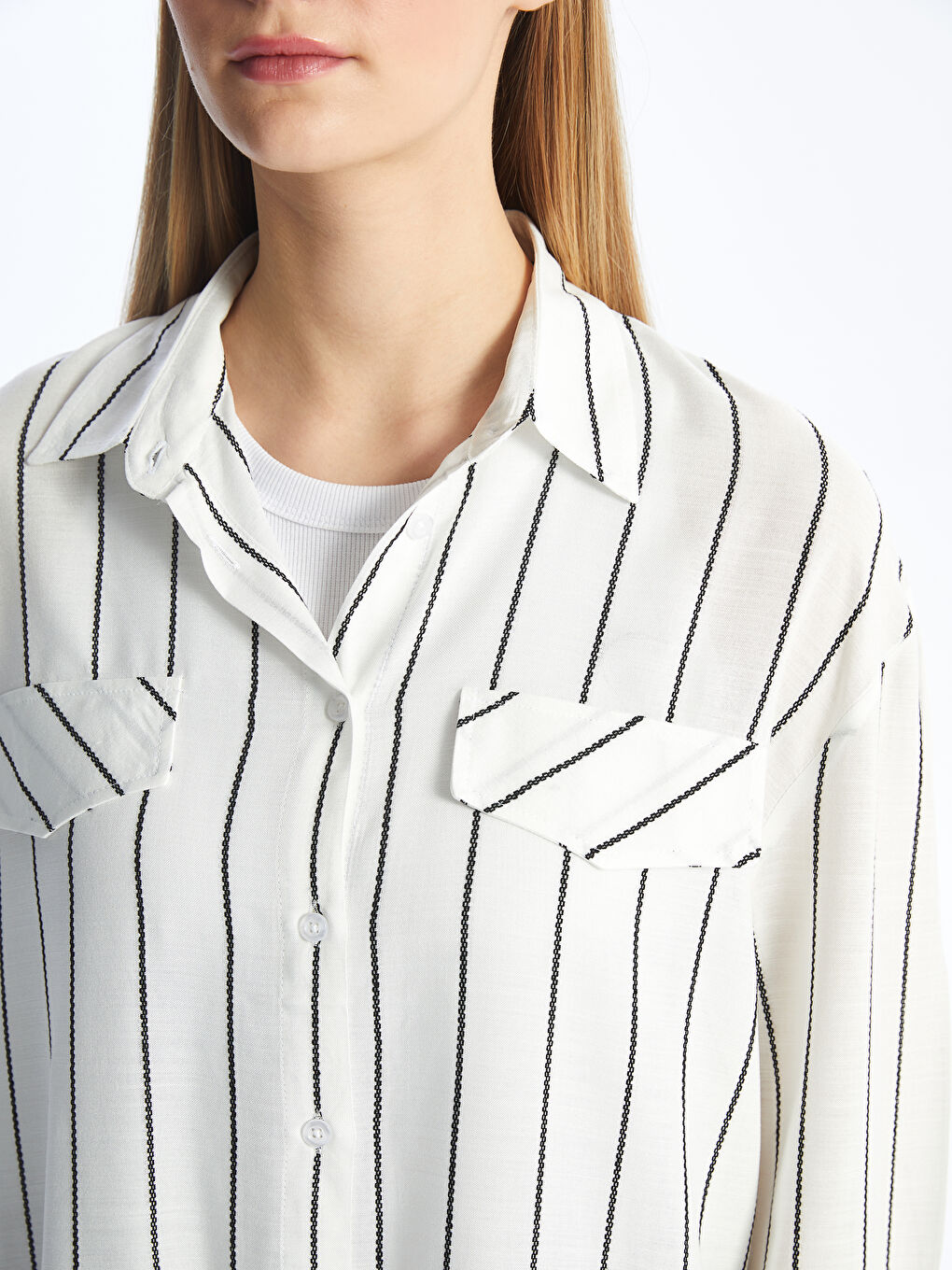 Beyaz Çizgili Kadın Gömlek-3