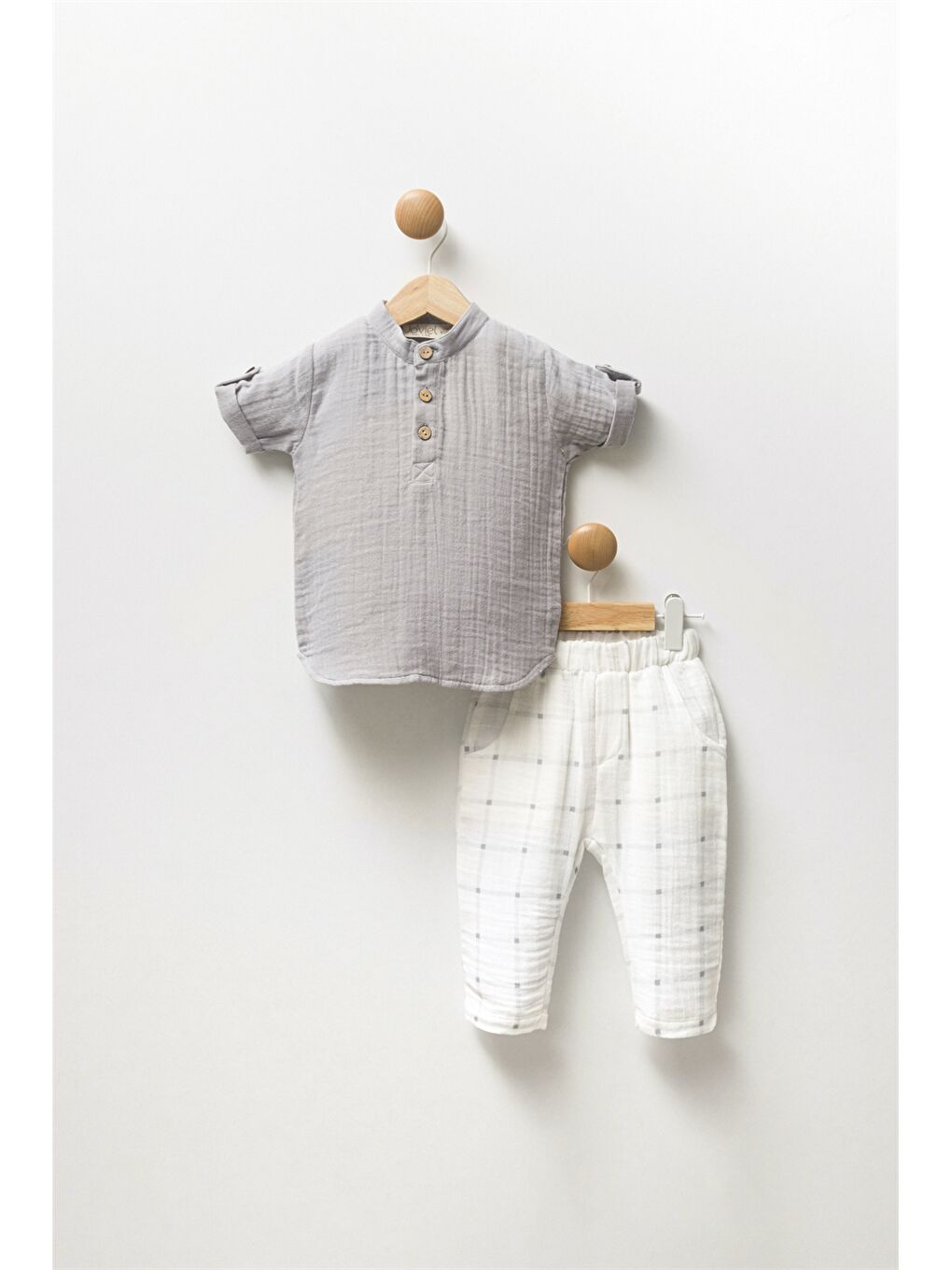 Gri Bisiklet Yaka Kısa Kollu Erkek Bebek Tişört ve Şort 2'li Takım