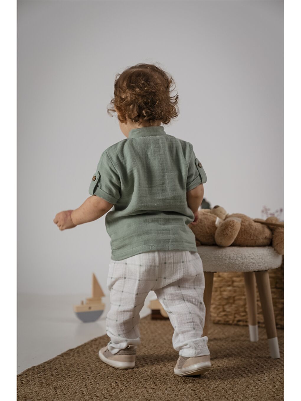 Yeşil Bisiklet Yaka Kısa Kollu Erkek Bebek Tişört ve Şort 2'li Takım-2