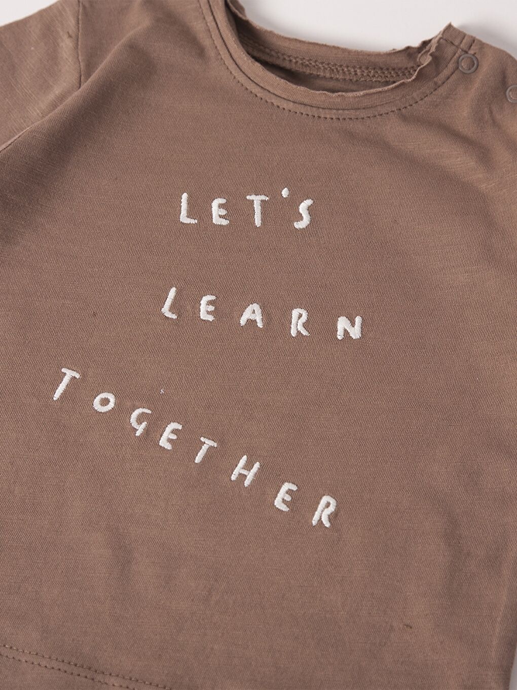 Kırmızı Kapüşonlu Erkek Bebek 3'lü Takım-2