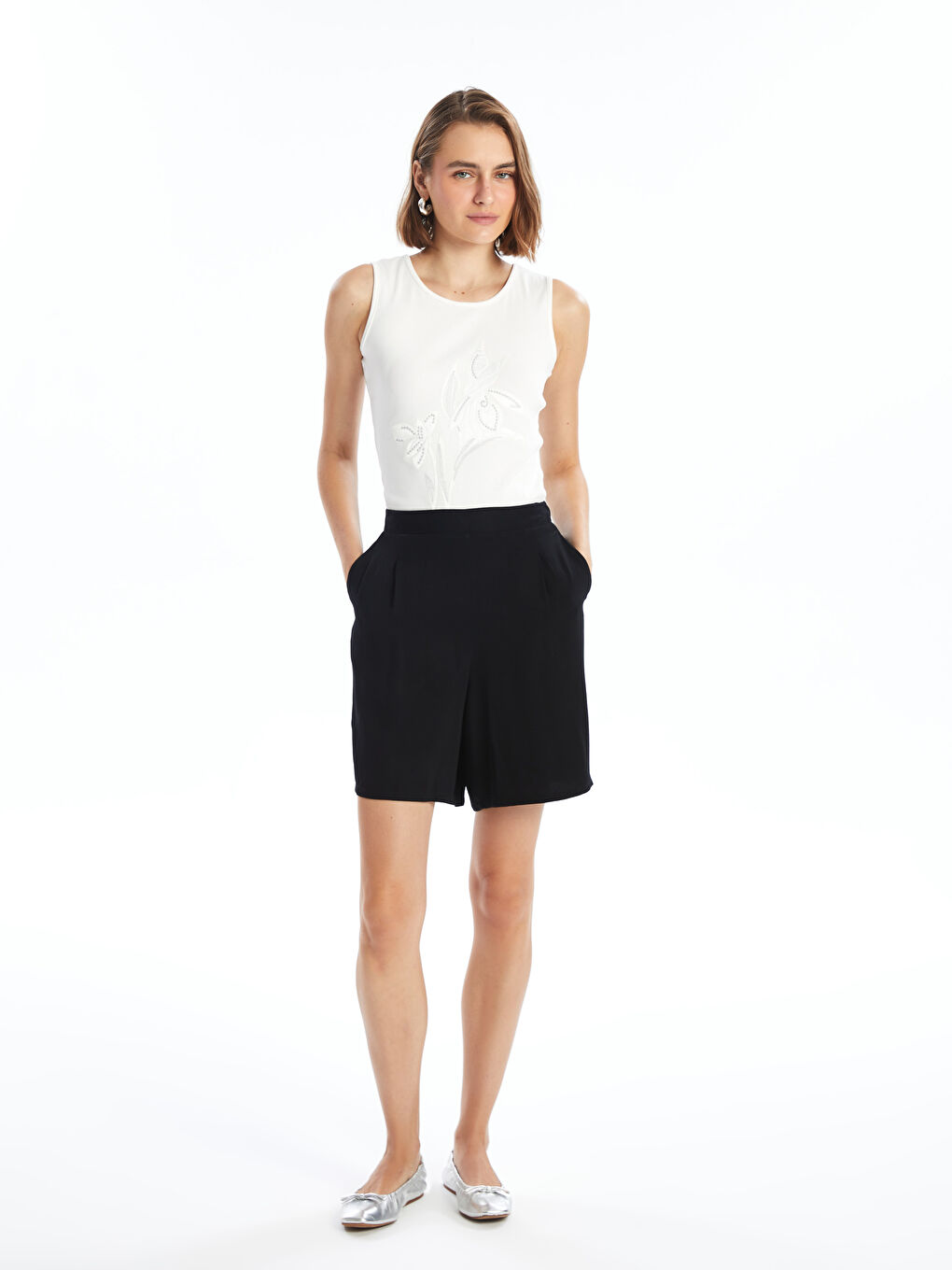 Women's Elastic Waist Regular Shorts -S4M993Z8-CVL