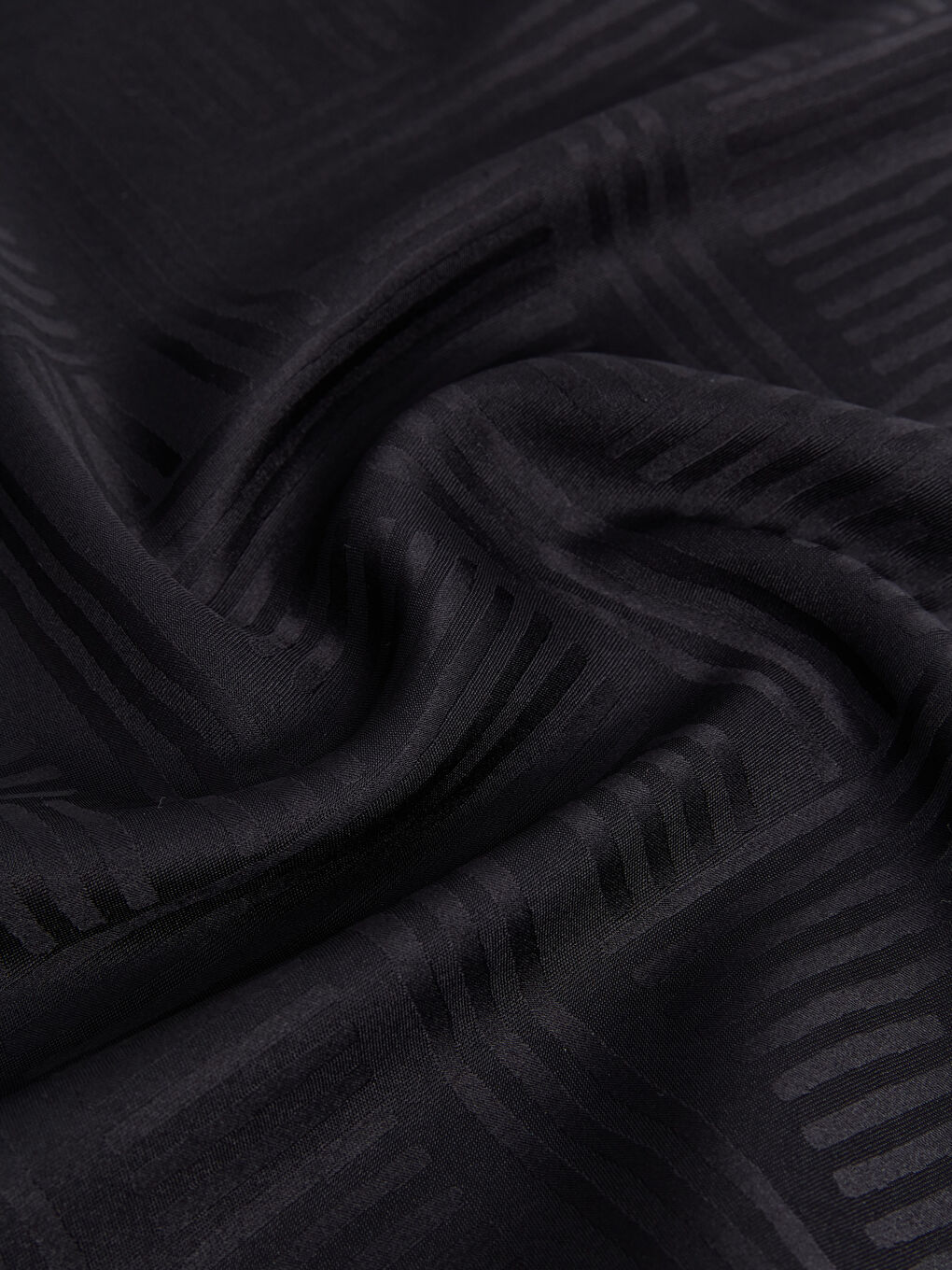 Siyah Düz Dokuma Kadın Şal-2