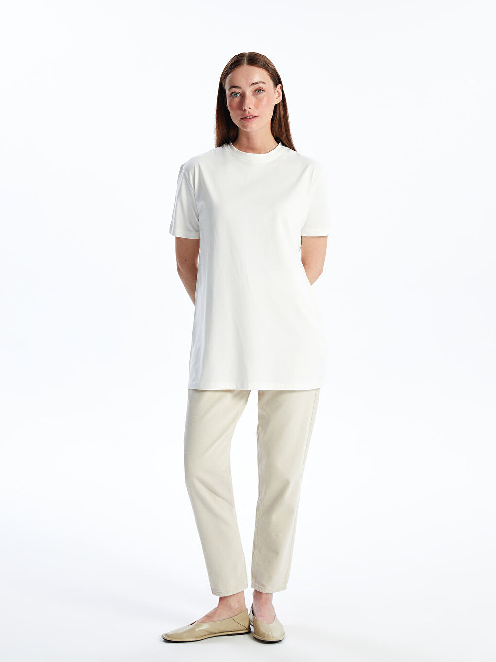 Ekru Bisiklet Yaka Düz Kısa Kollu Oversize Kadın Tişört-2