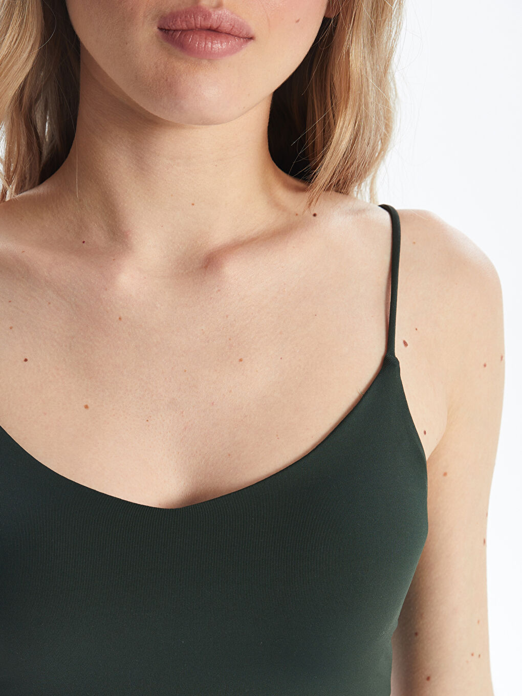 V-Neck Straight Strap Women's Crop -S4MB70Z8-YAL