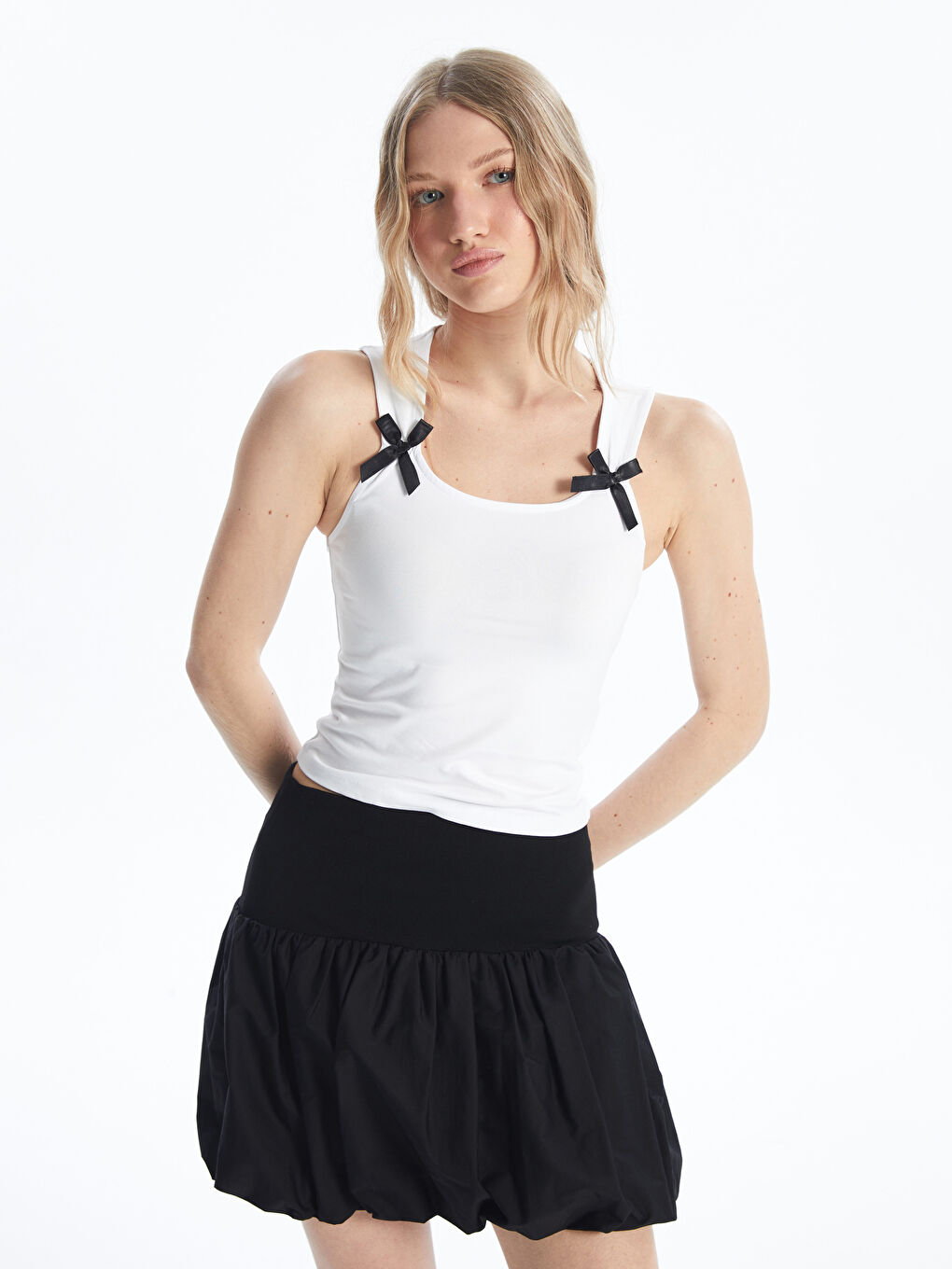 Women's Square Neck Straight Athlete -S4MB80Z8-Q6K