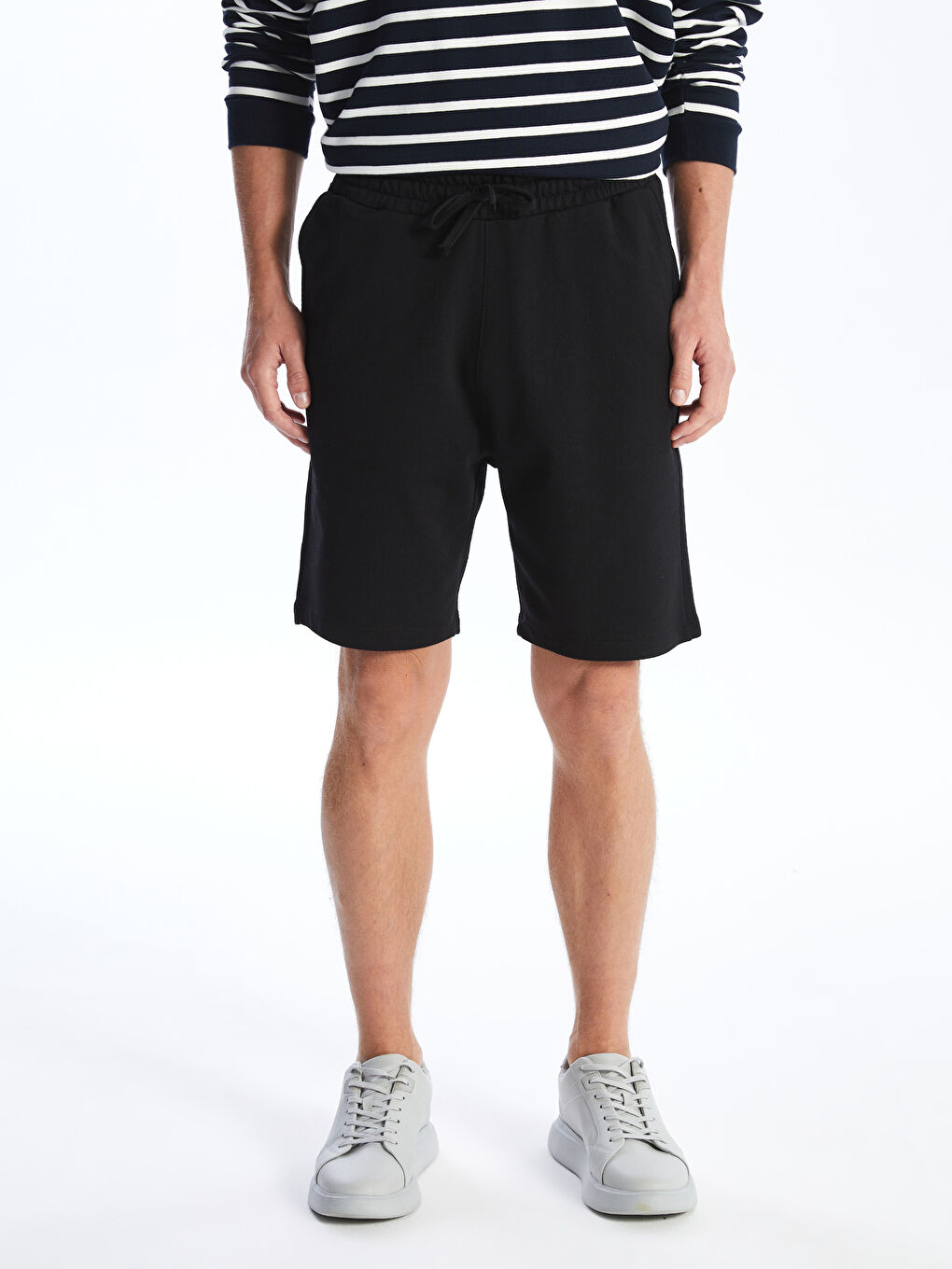 Siyah Standart Kalıp Erkek Şort-3
