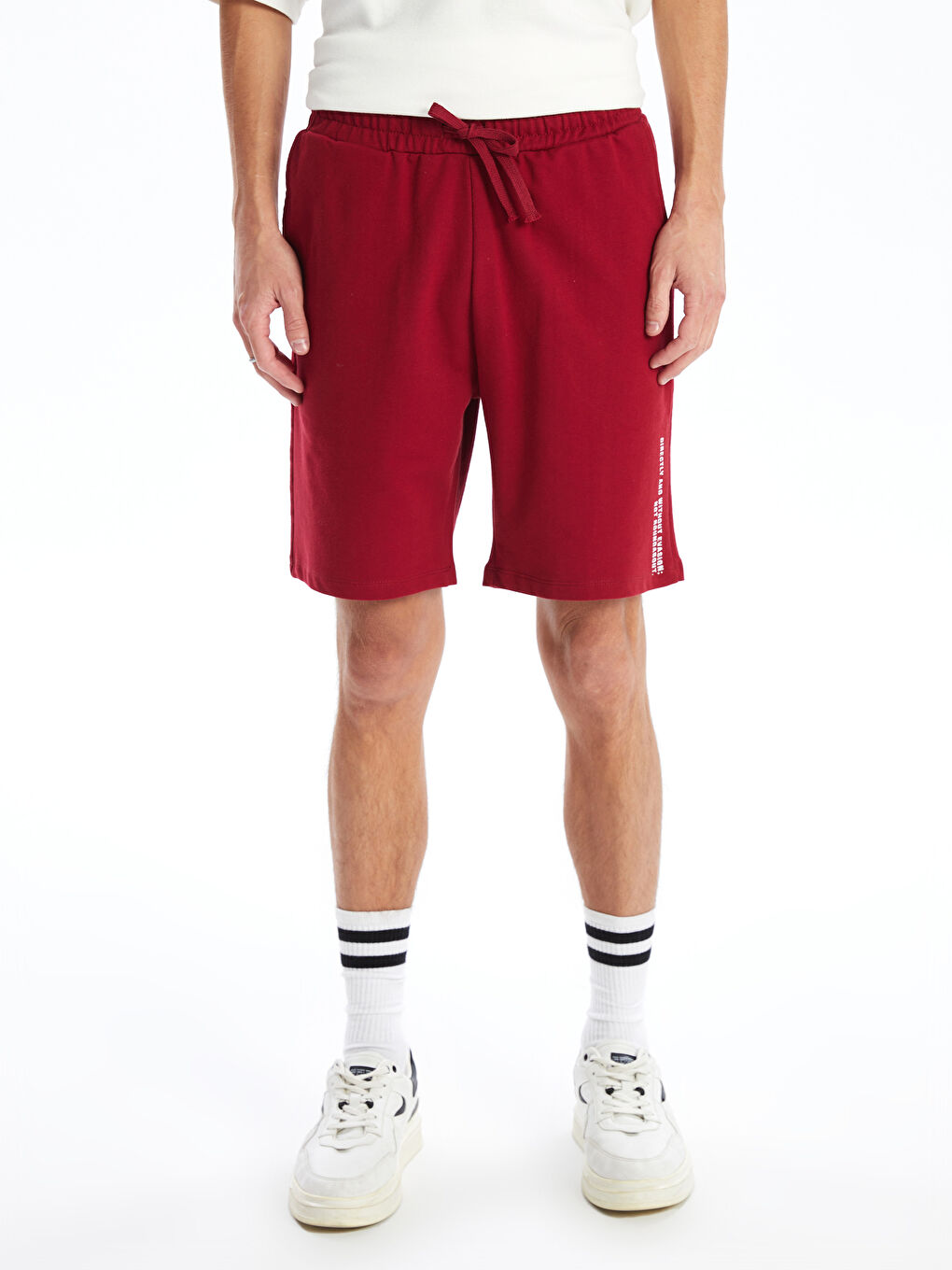 Kırmızı Standart Kalıp Erkek Şort-1