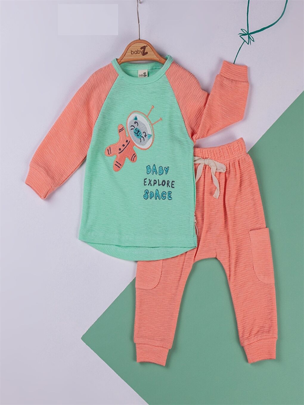 Kırmızı Bisiklet Yaka Erkek Bebek Takım