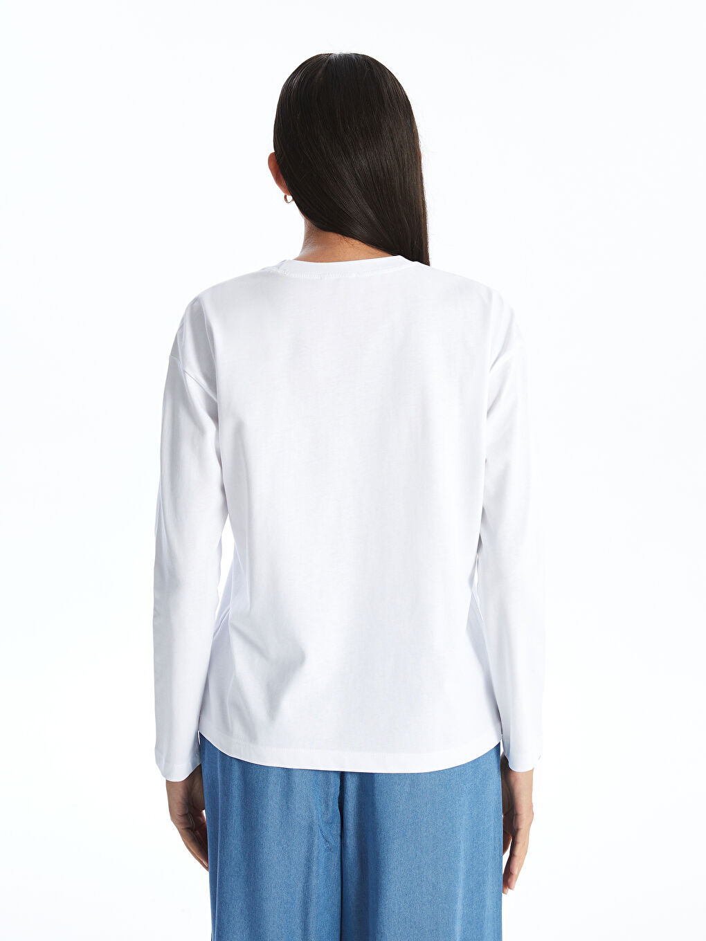 Beyaz Bisiklet Yaka Düz Uzun Kollu Kadın Tişört-3