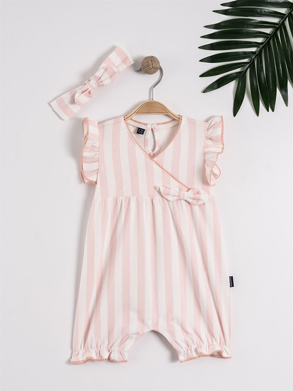 Pembe Saç Bantlı Kız Bebek Tulum