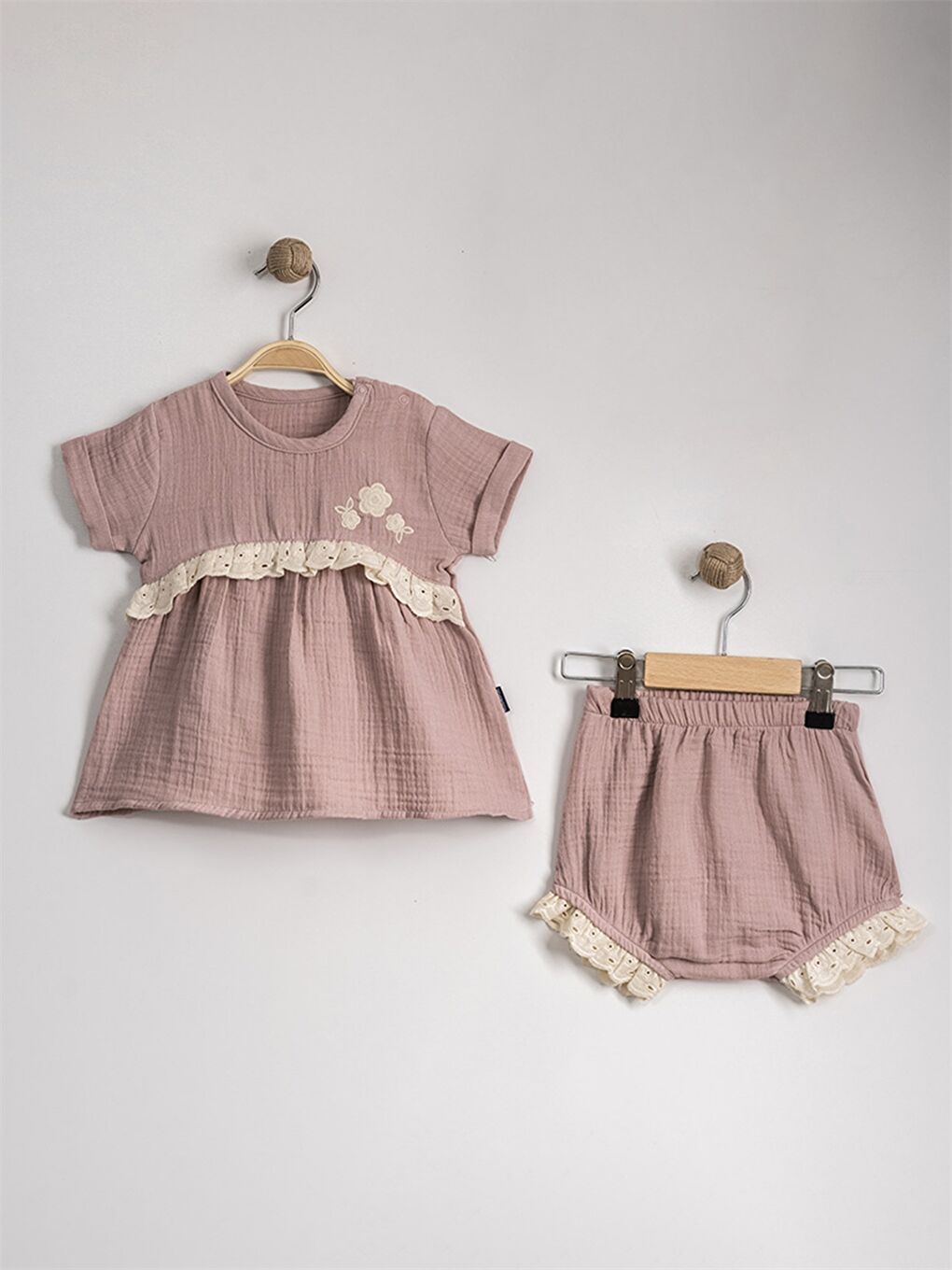 Lila Dantelli Kız Bebek Takım