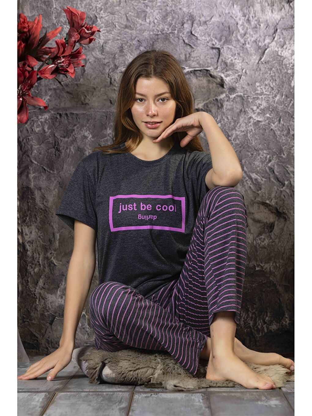 Antrasit Bisiklet Yaka Kadın Pijama Takım