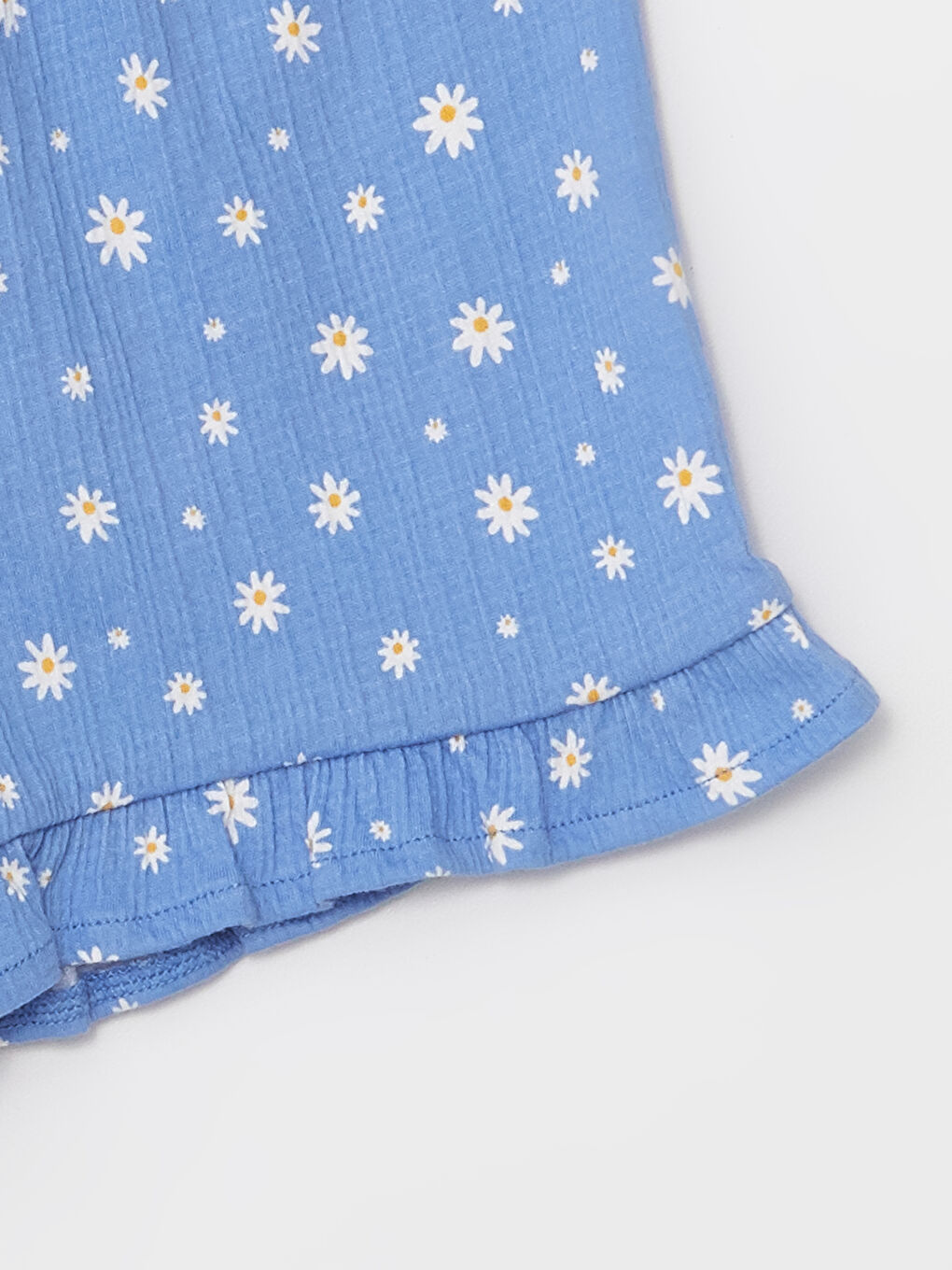 Mavi Bisiklet Yaka Çiçekli Kız Bebek Bluz ve Şort 2'li Takım-4