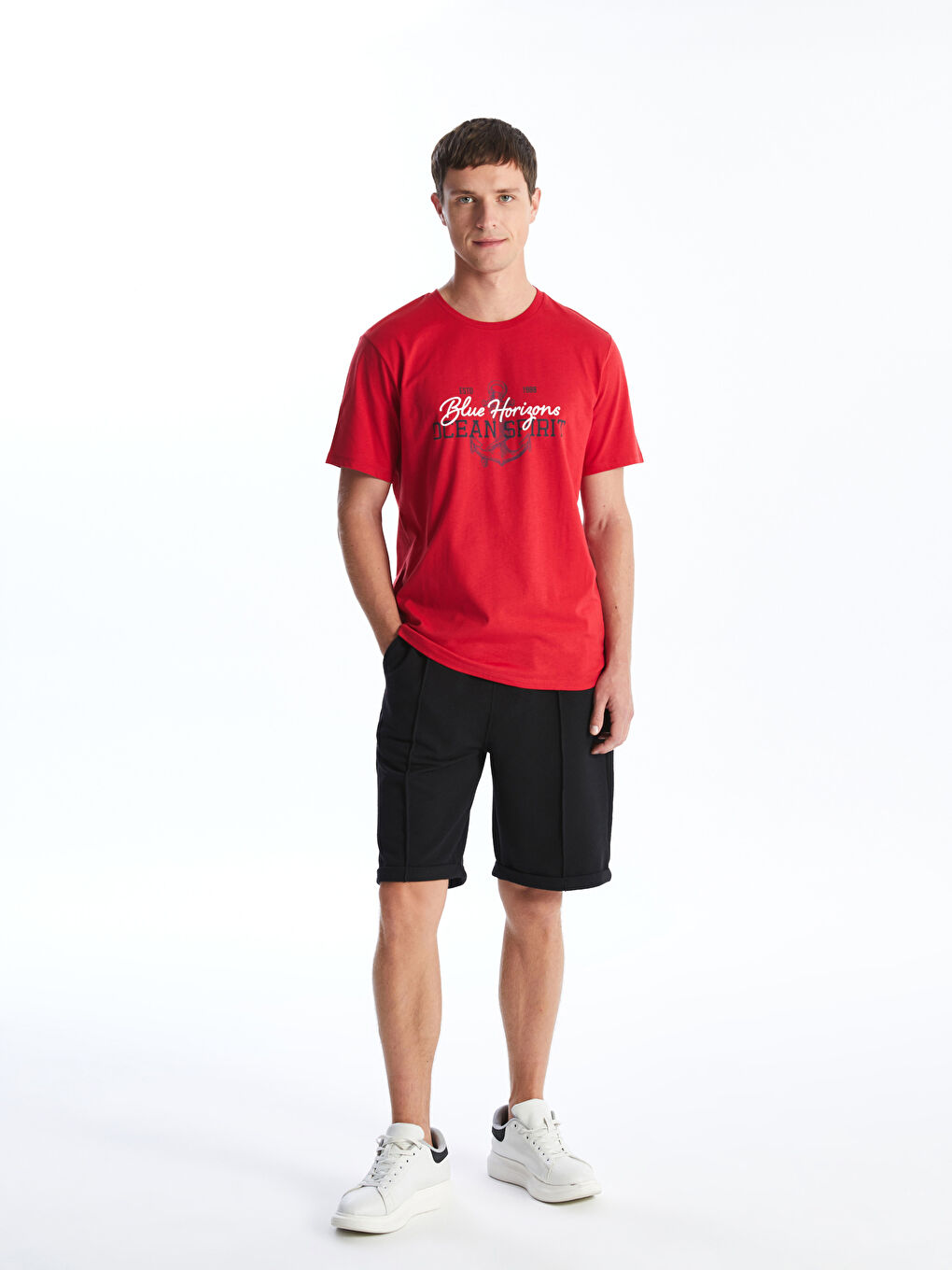 Siyah Standart Kalıp Beli Bağlama Detaylı Erkek Şort