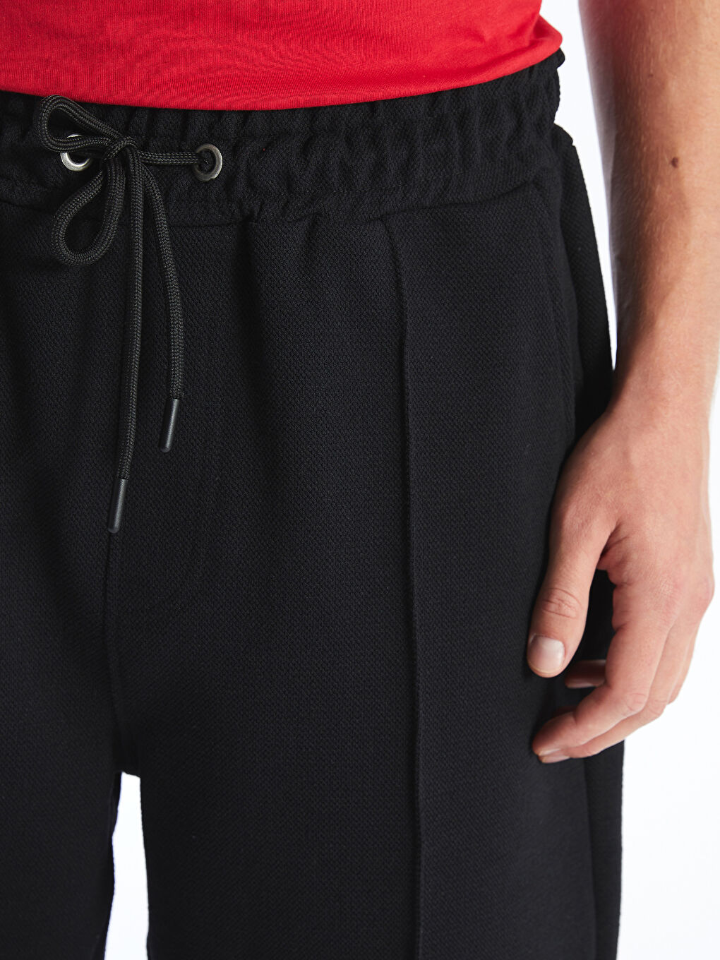 Siyah Standart Kalıp Beli Bağlama Detaylı Erkek Şort-2