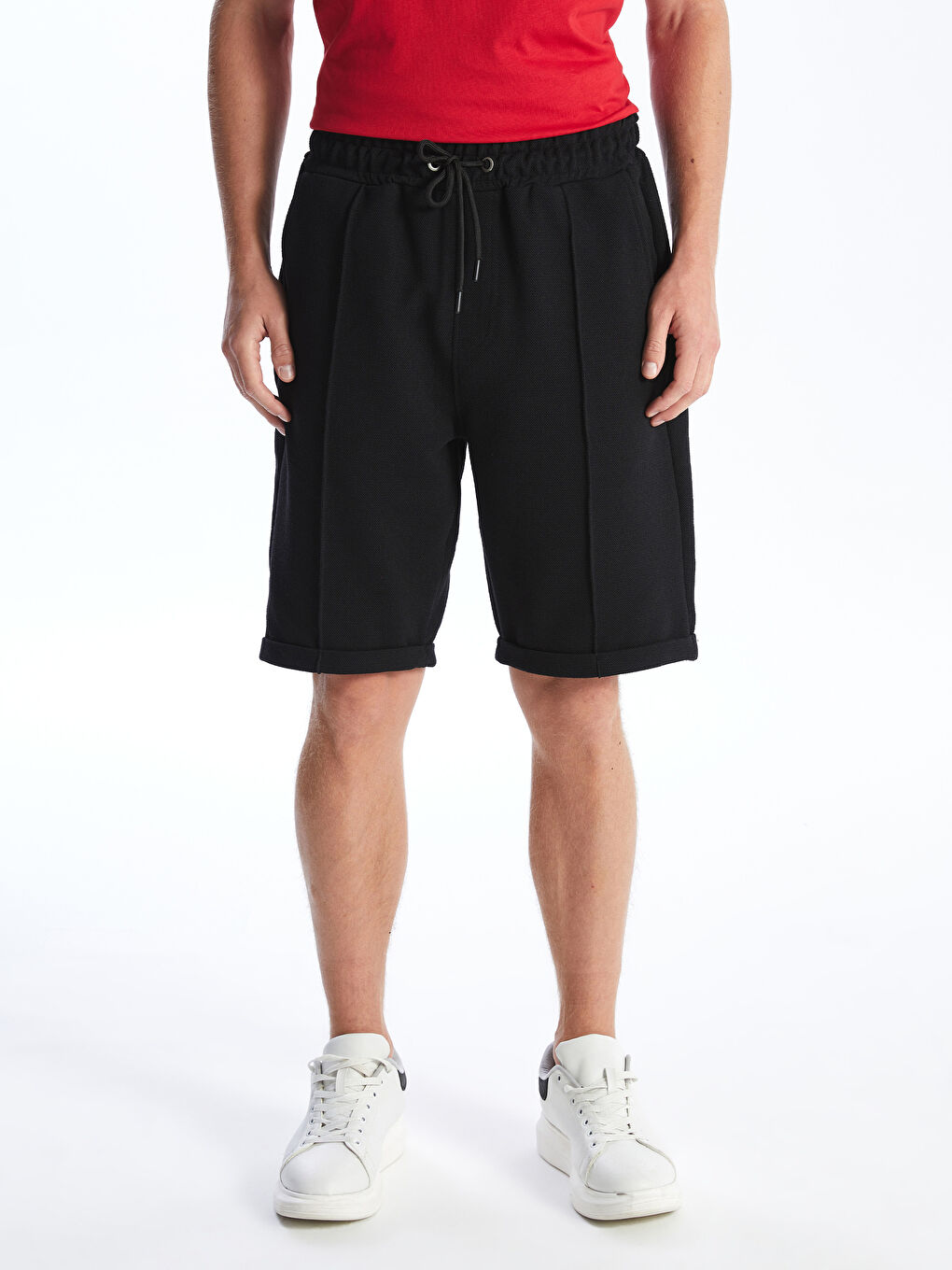 Siyah Standart Kalıp Beli Bağlama Detaylı Erkek Şort-3