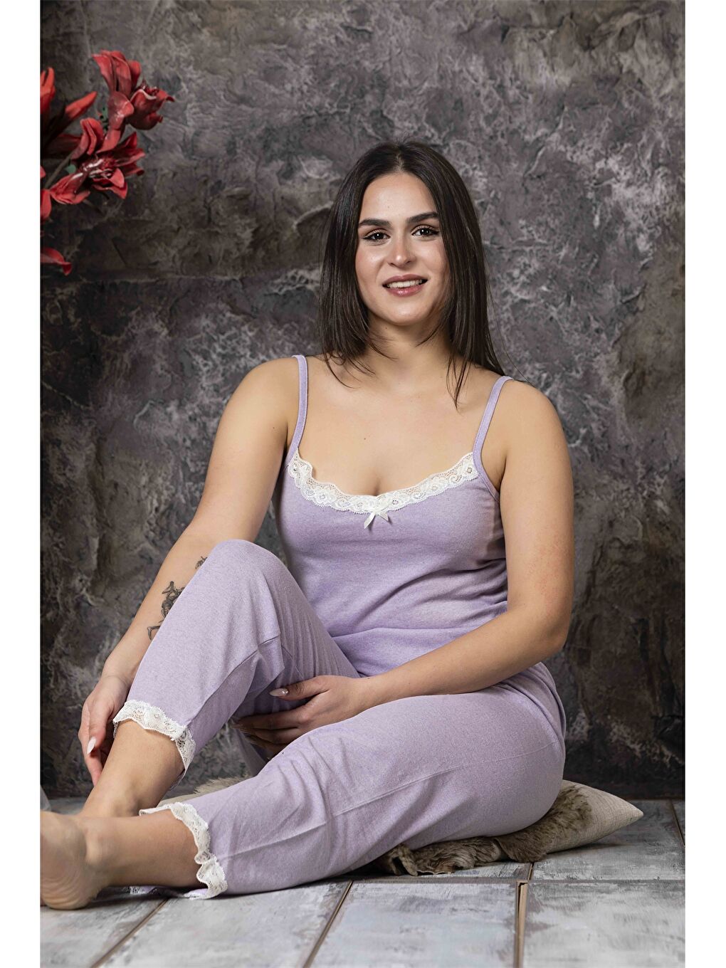 Lila Askılı Kadın Pijama Takımı