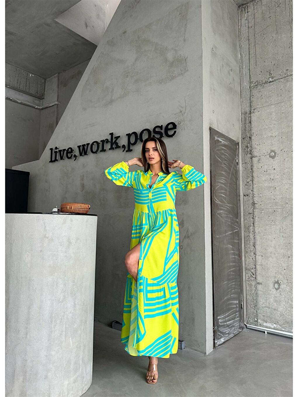 Turkuaz Desenli Kadın Elbise-3