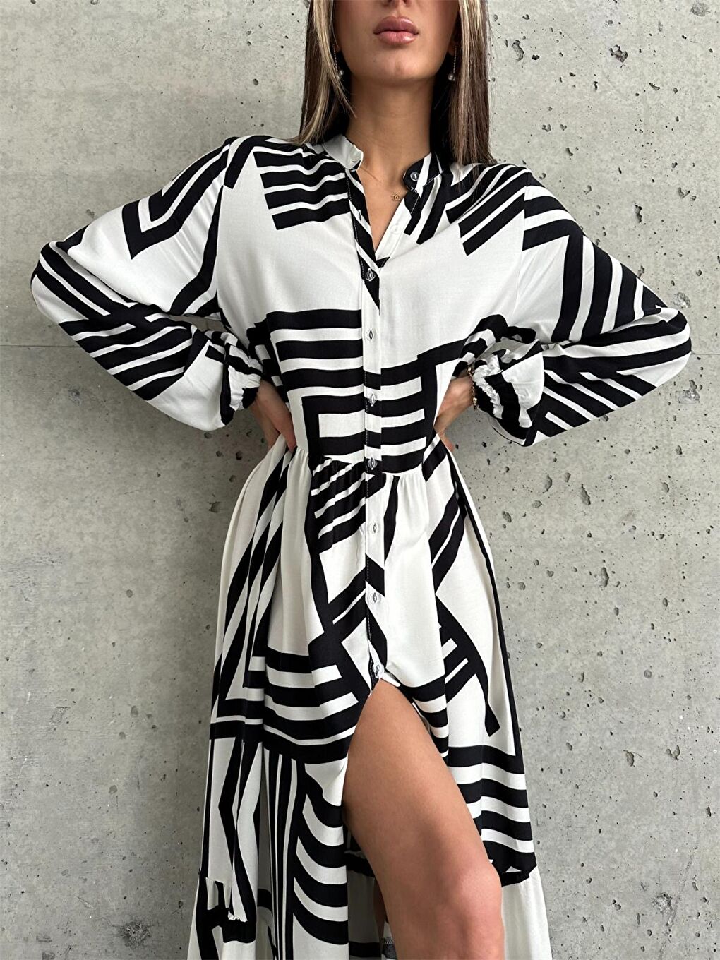 Siyah Desenli Kadın Elbise-1