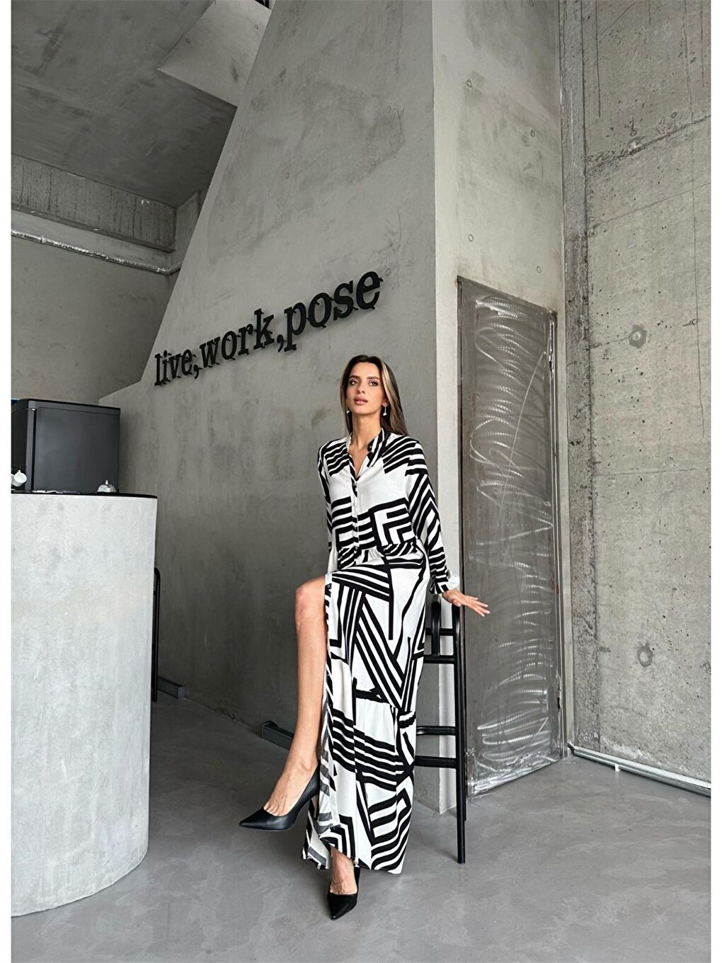 Siyah Desenli Kadın Elbise-2