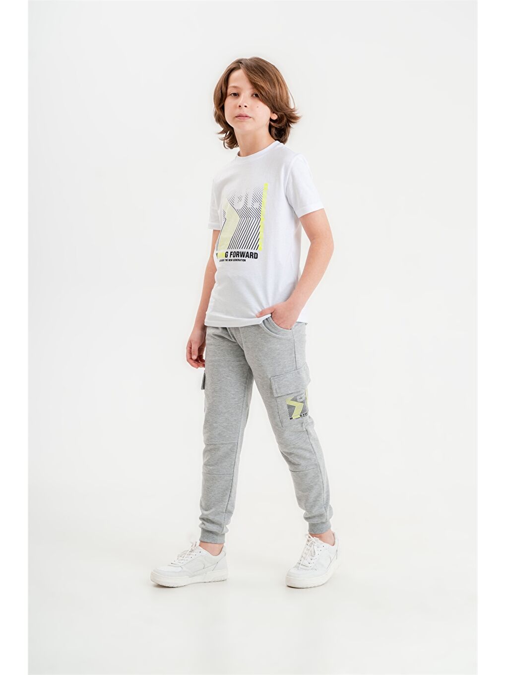Gri Bisiklet Yaka Erkek Çocuk Tişört ve Eşofman Altı-2