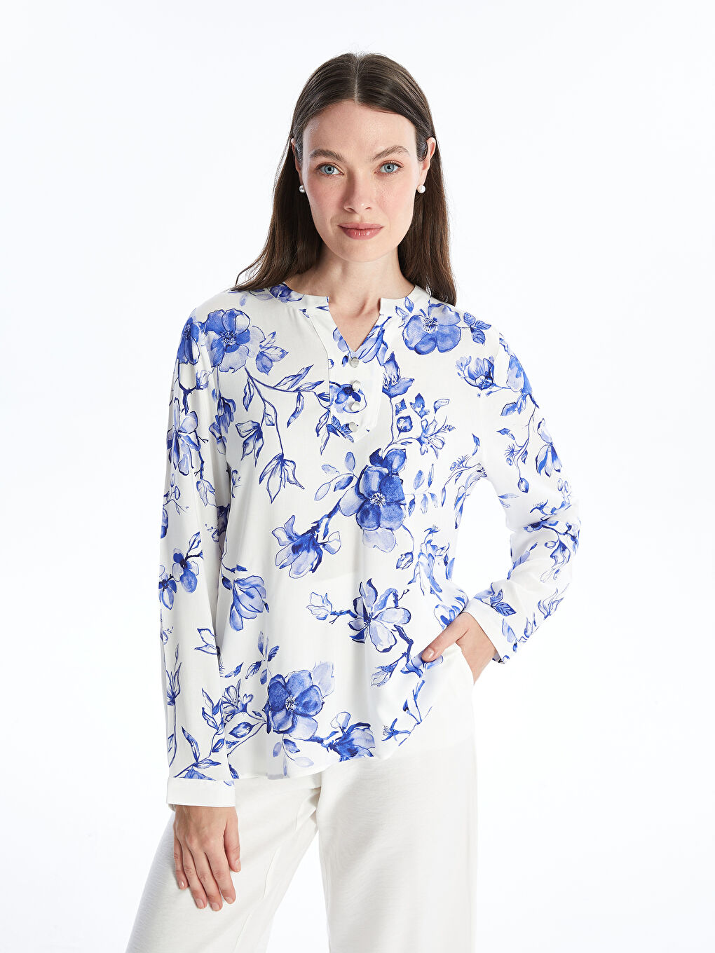 Women's Crew Neck Floral Long Sleeve Blouse -S4N566Z8-LRA